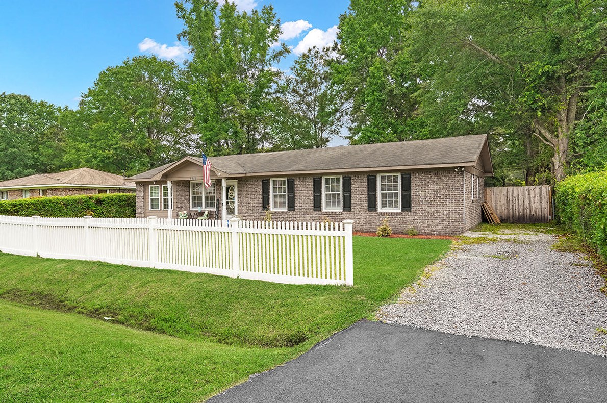 4416 Elderwood Dr, Ladson, SC 29456