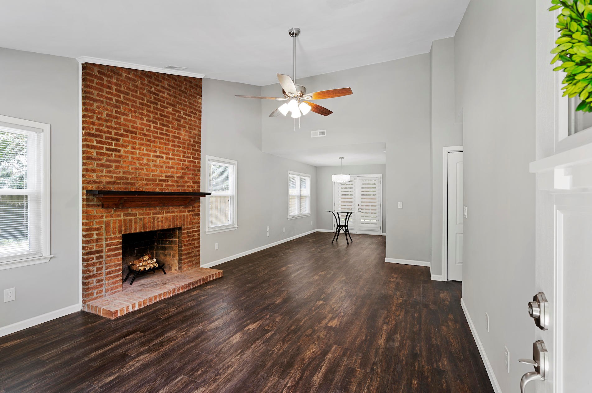 125 Chownings Ln, Charleston, SC 29445-5435