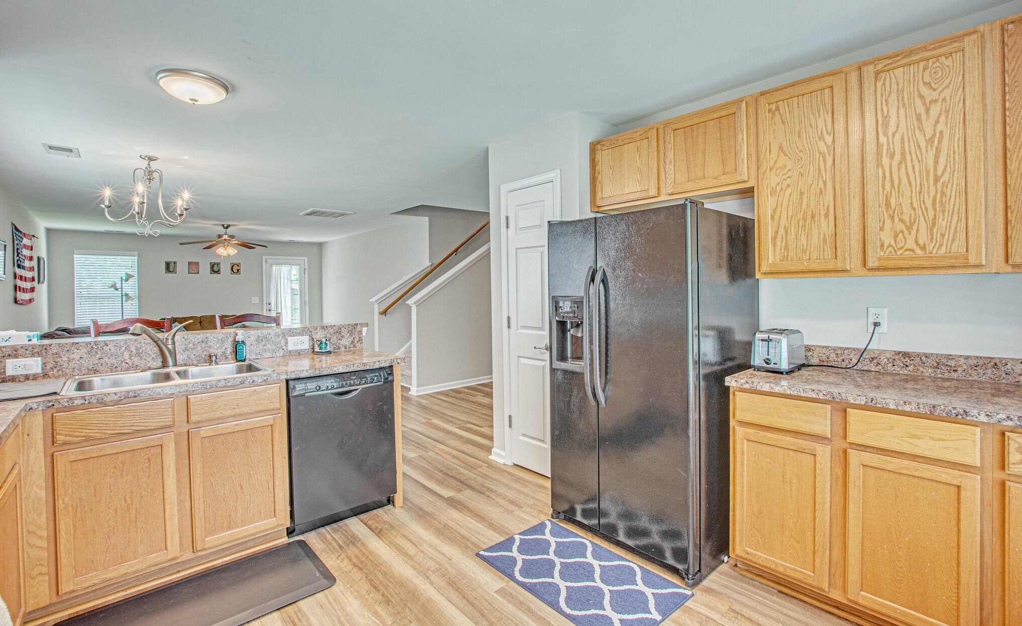 8281 Little Sydneys Way, Charleston SC  29406-8924 exterior