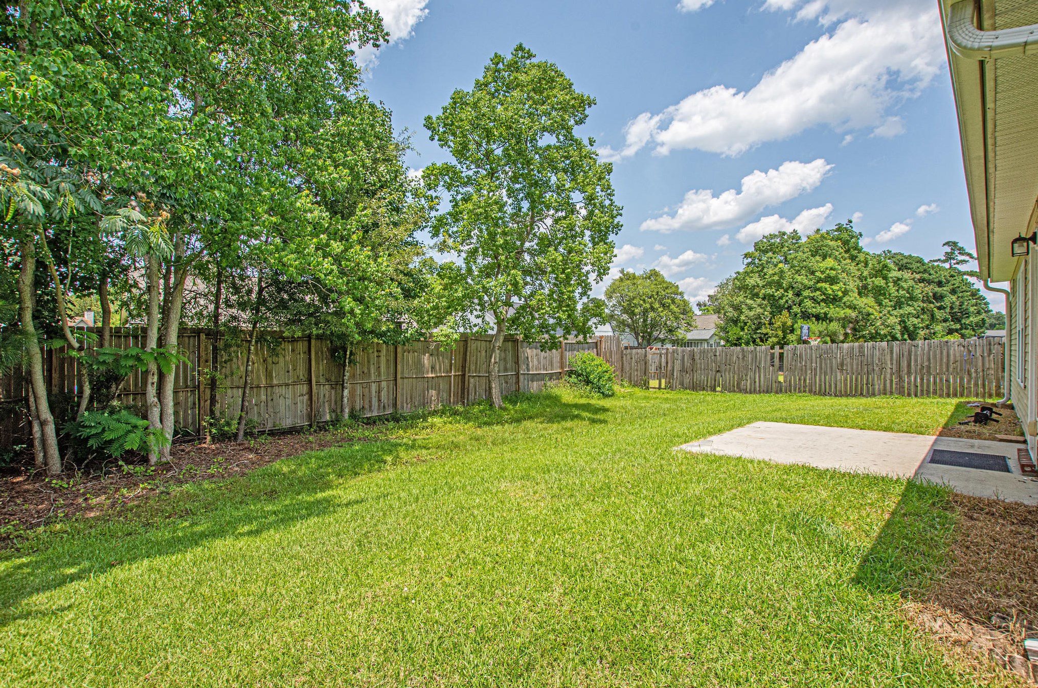 8281 Little Sydneys Way, Charleston SC  29406-8924 exterior