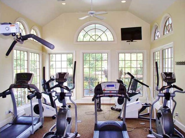 700 Daniel Ellis Dr, Charleston SC  12308-3034 exterior