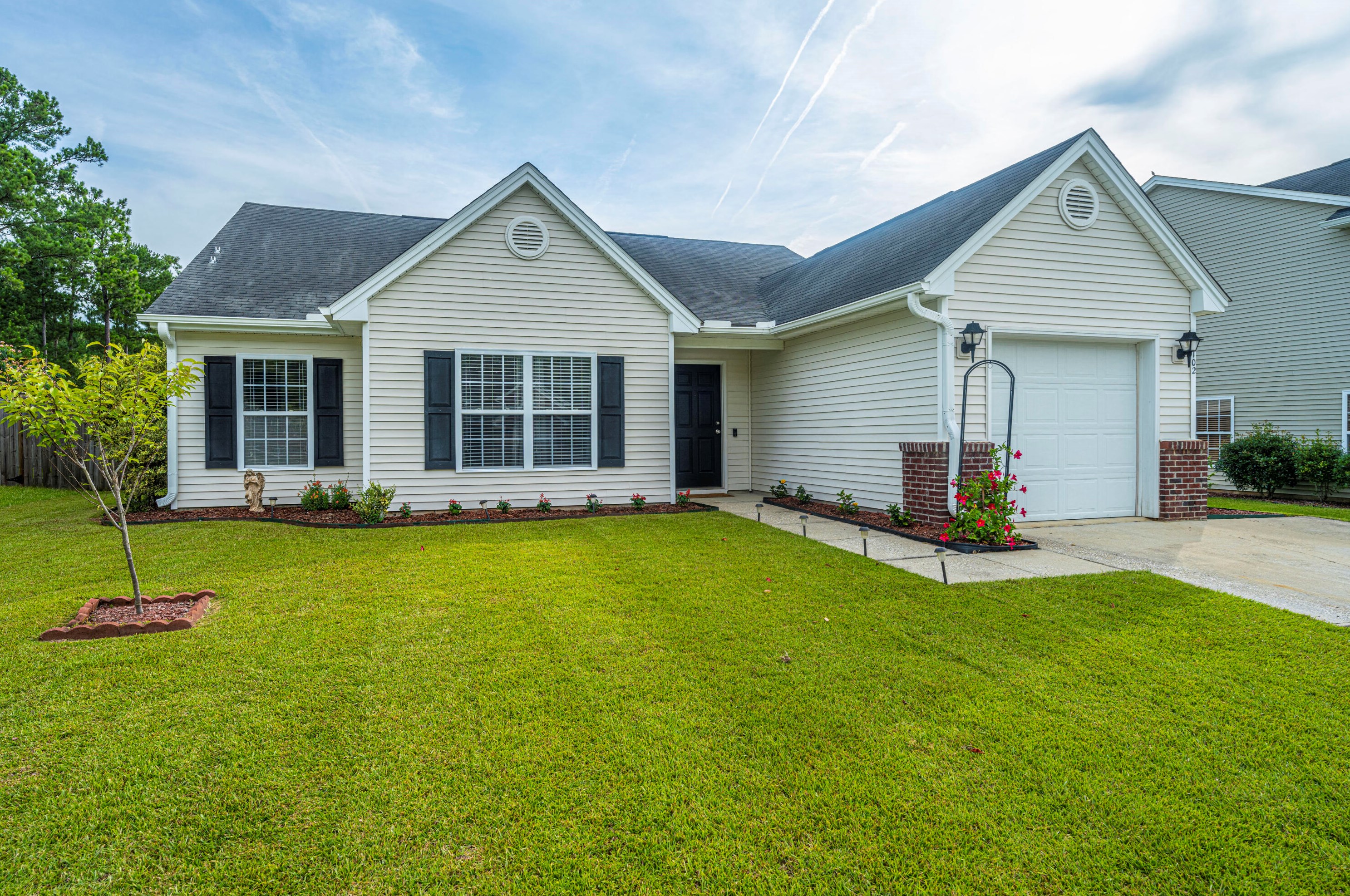 102 Salem Creek Dr, Charleston, SC 29445-3479
