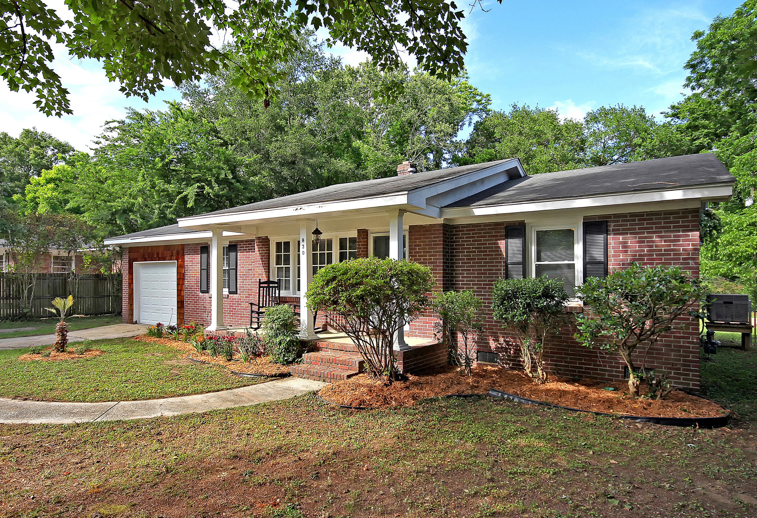 830 Dills Bluff Rd, Charleston SC  29412-4710 exterior