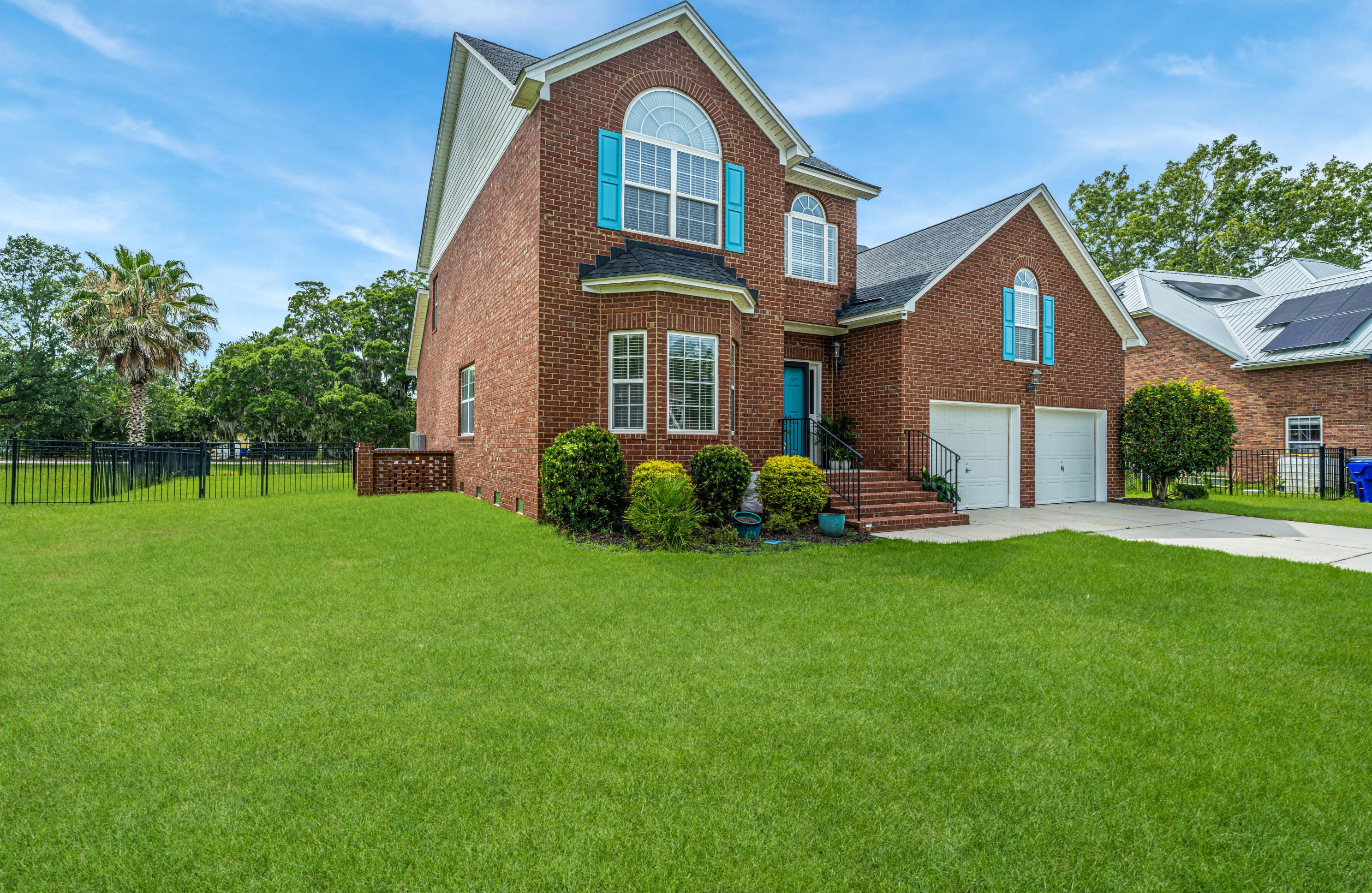 5041 Spaniel Dr, Charleston, SC 29405-4536