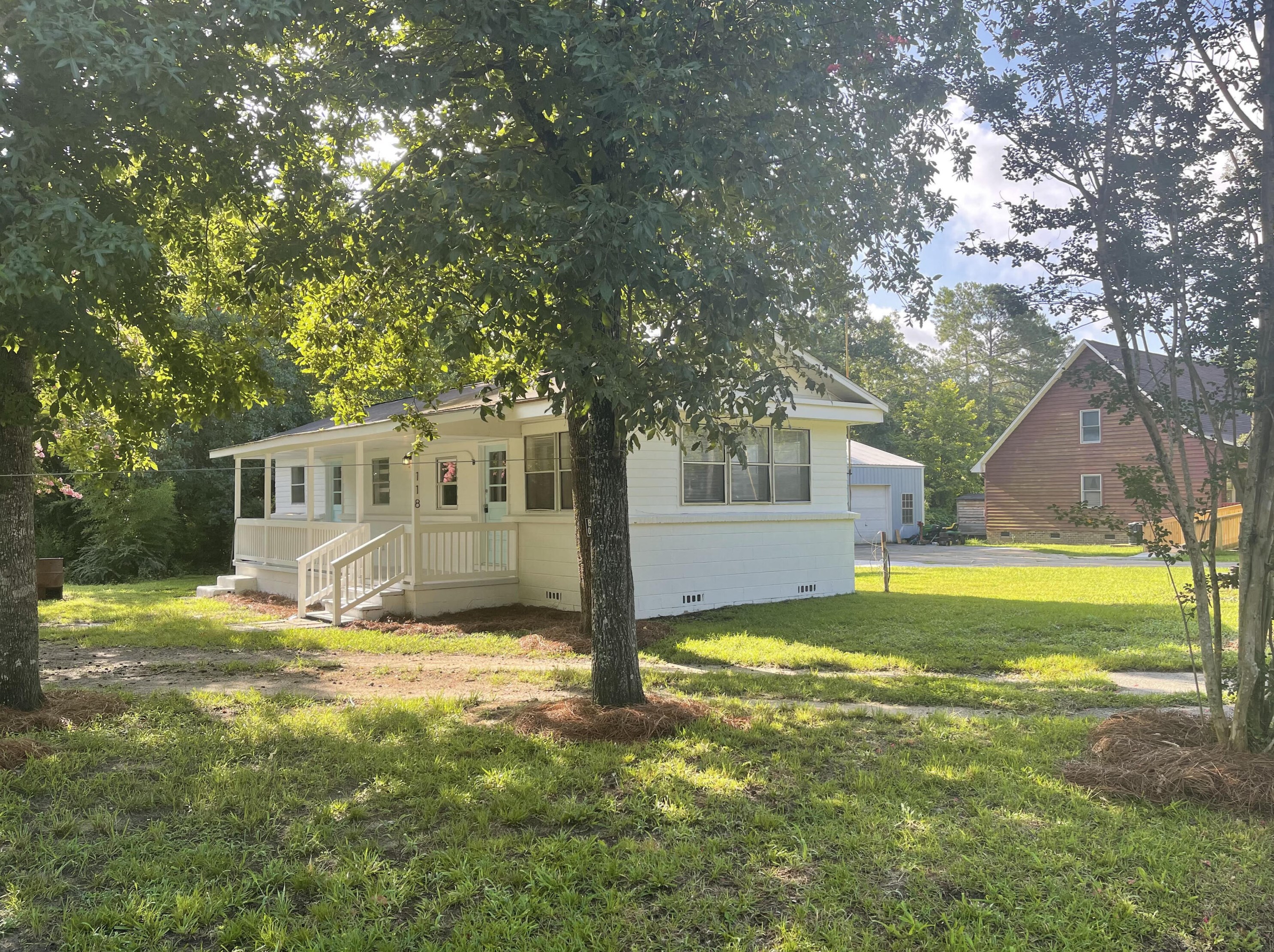 118 Wildwood Ln, Moncks Corner SC  29461-2647 exterior