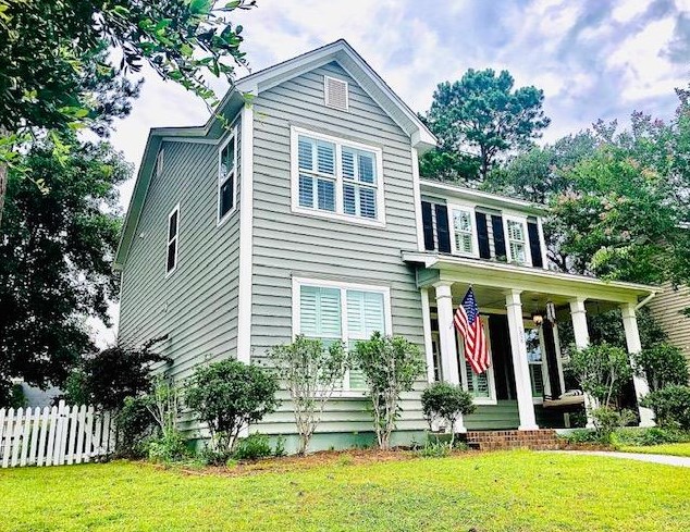 208 Red Leaf Blvd, Moncks Corner SC  29461-8880 exterior