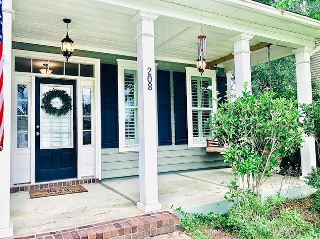 208 Red Leaf Blvd, Moncks Corner SC  29461-8880 exterior