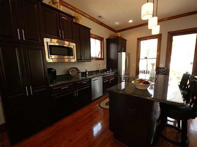410 King St, Mount Pleasant, SC 29464
