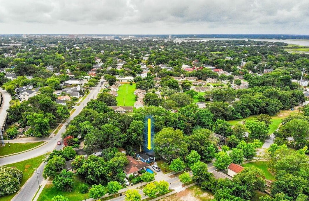 2209 Heriot St, Charleston SC  29403-3023 exterior