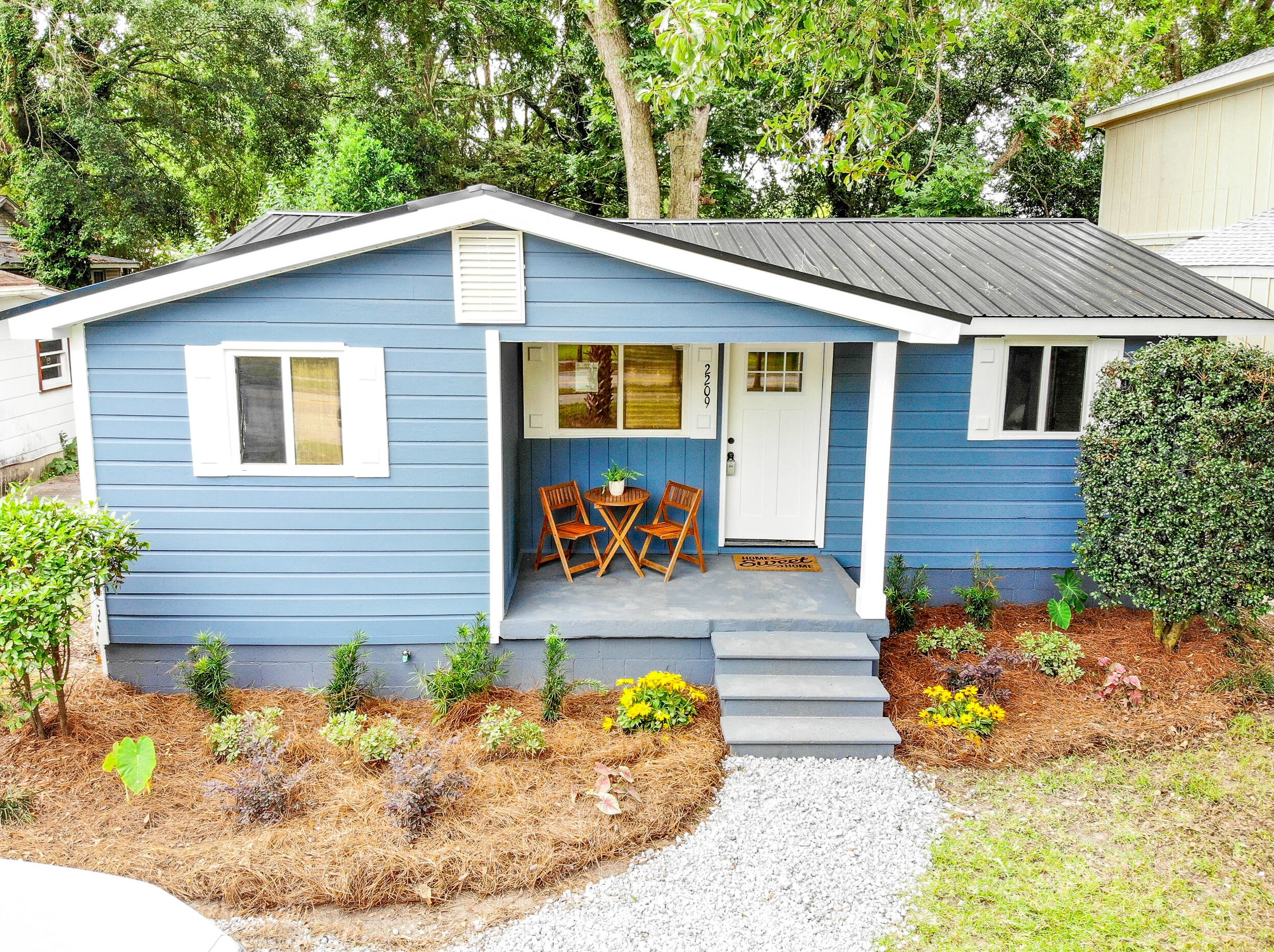 2209 Heriot St, Charleston SC  29403-3023 exterior