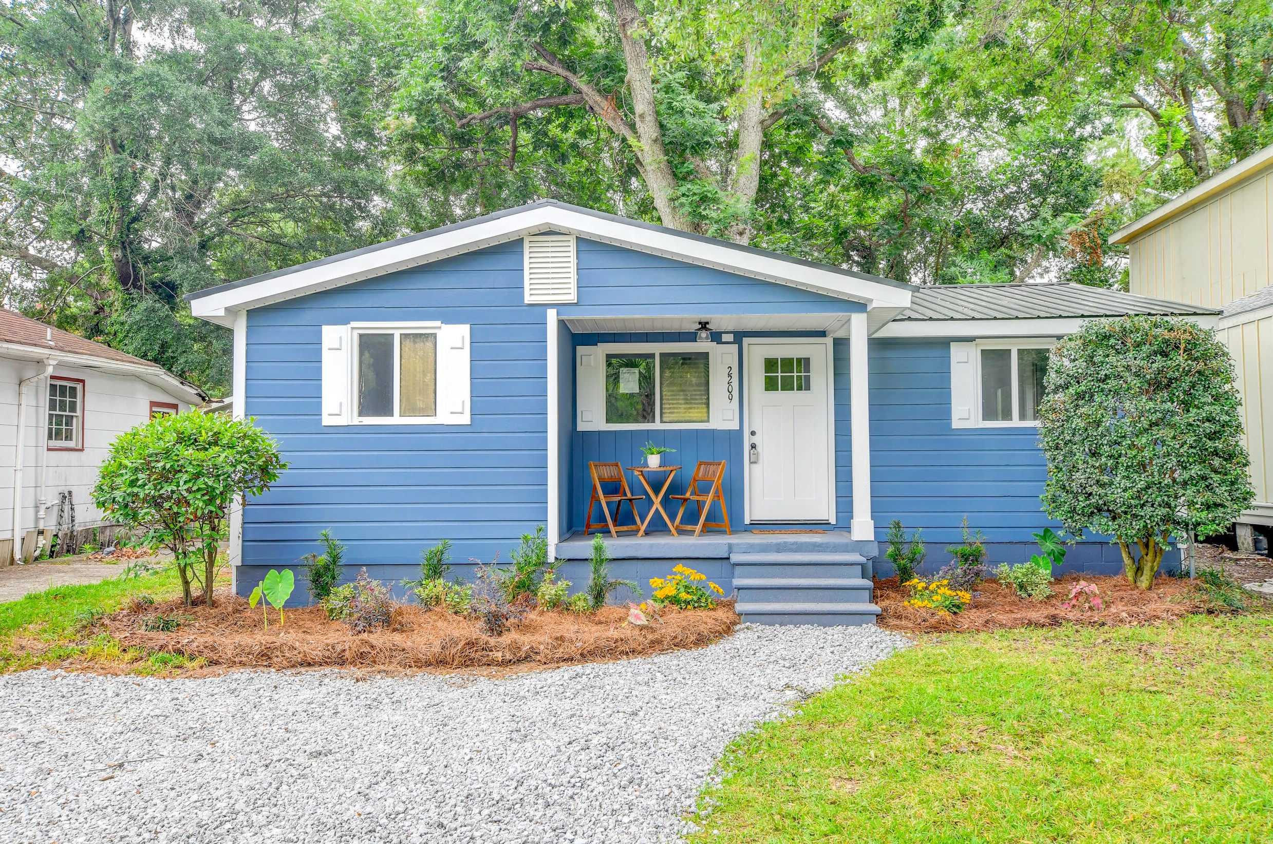 2209 Heriot St, Charleston SC  29403-3023 exterior