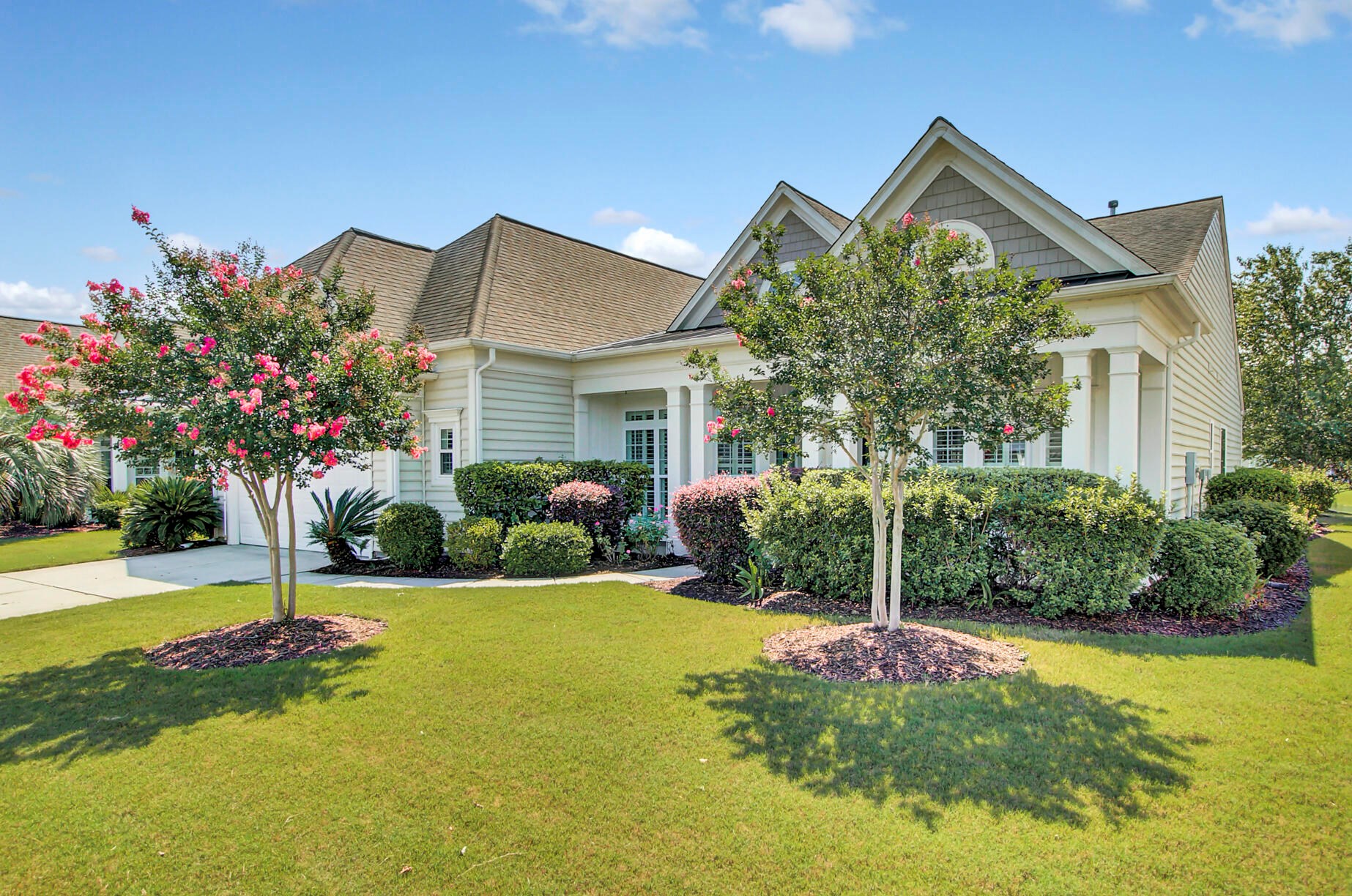 311 Oyster Bay Dr, Summerville, SC 29483-6946