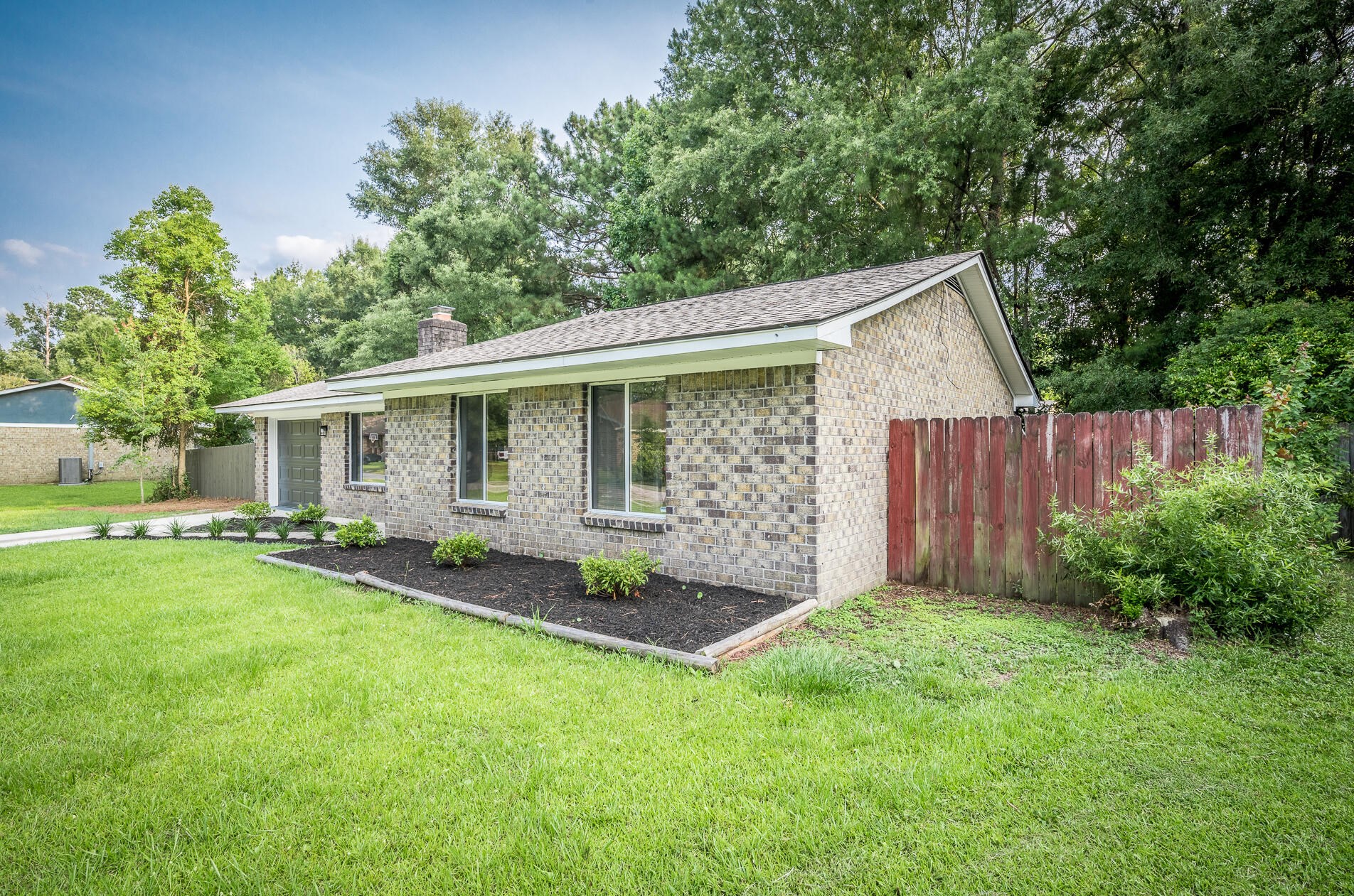 6 Cyprus Ct, Charleston, SC 29445