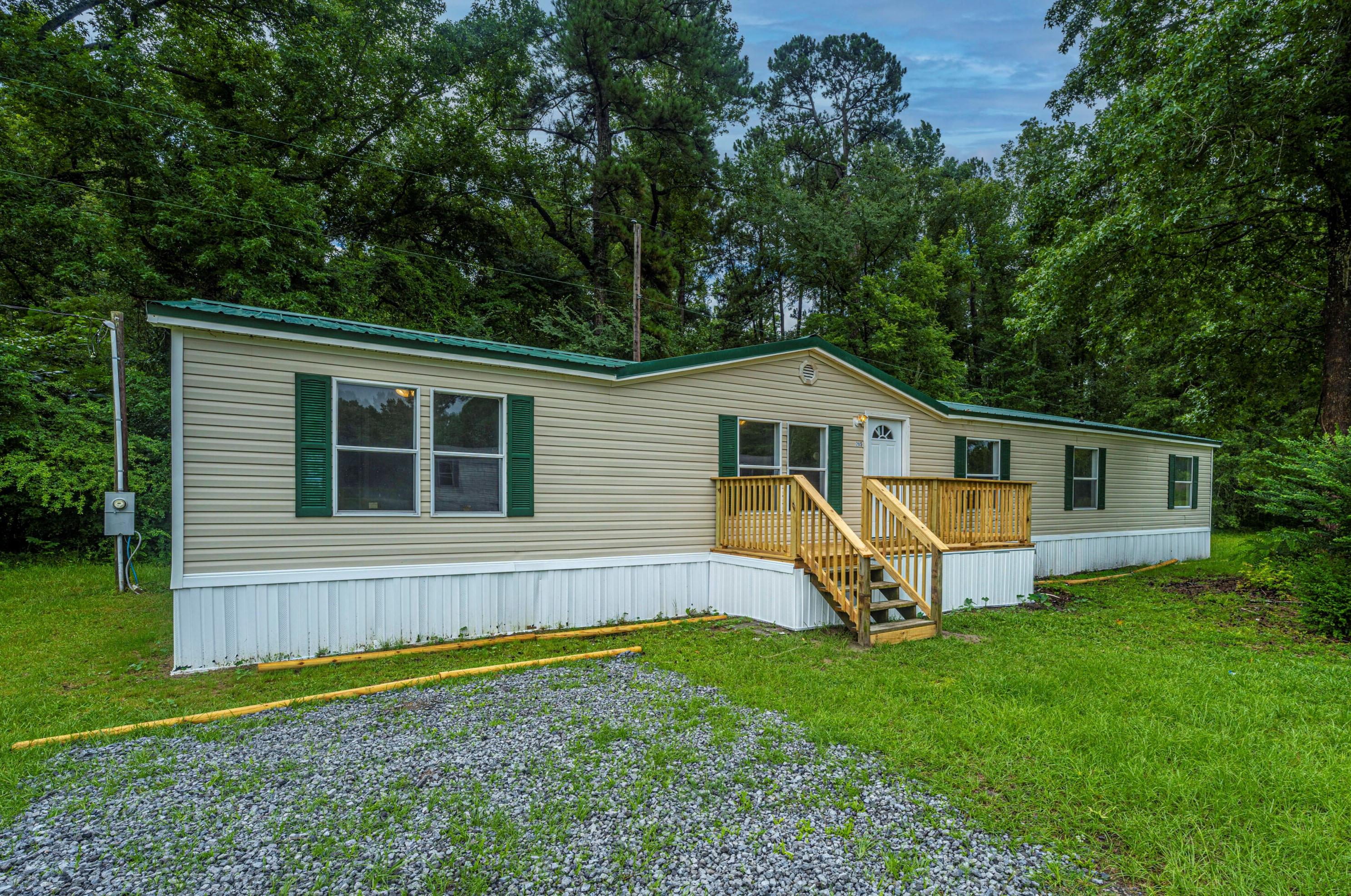 265 Cherry Ln, Saint George, SC 29477-8716