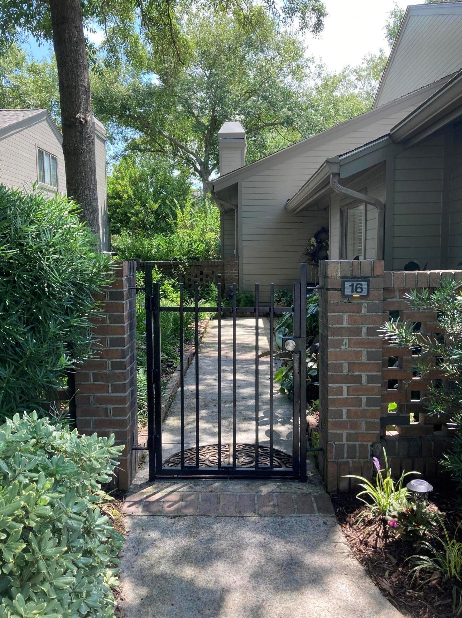 16 Wappoo Creek Pl, Charleston, SC 29412-2120