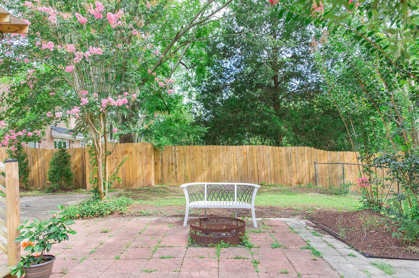 2911 Doncaster Dr, Charleston SC  29414-6723 exterior
