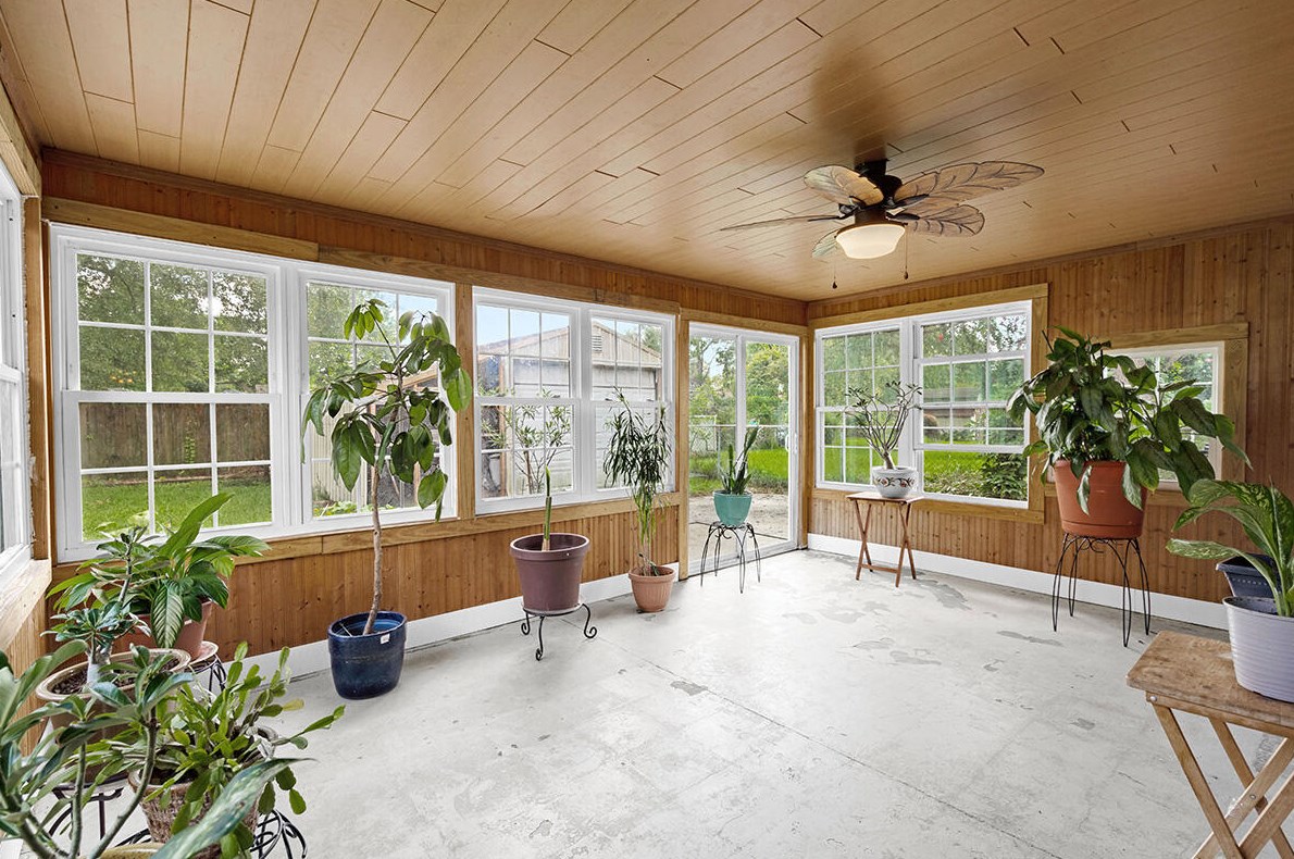 806 Beauregard Rd, Summerville SC  29483-1904 exterior