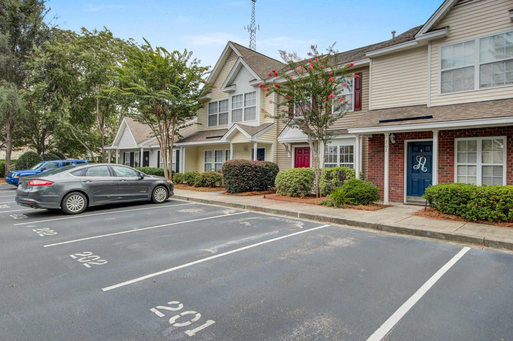 203 Pond Pine Trl, Summerville, SC 29483-1646