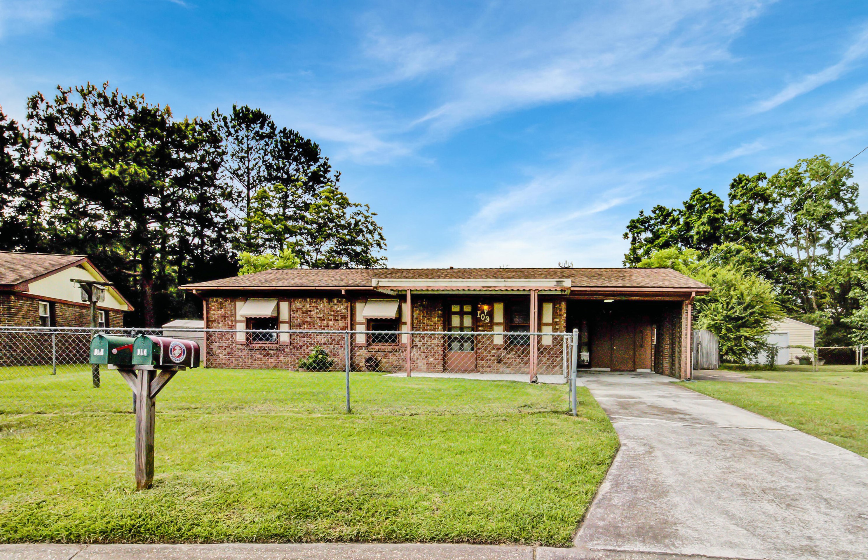 103 Summit Ave, Charleston, SC 29445-4442
