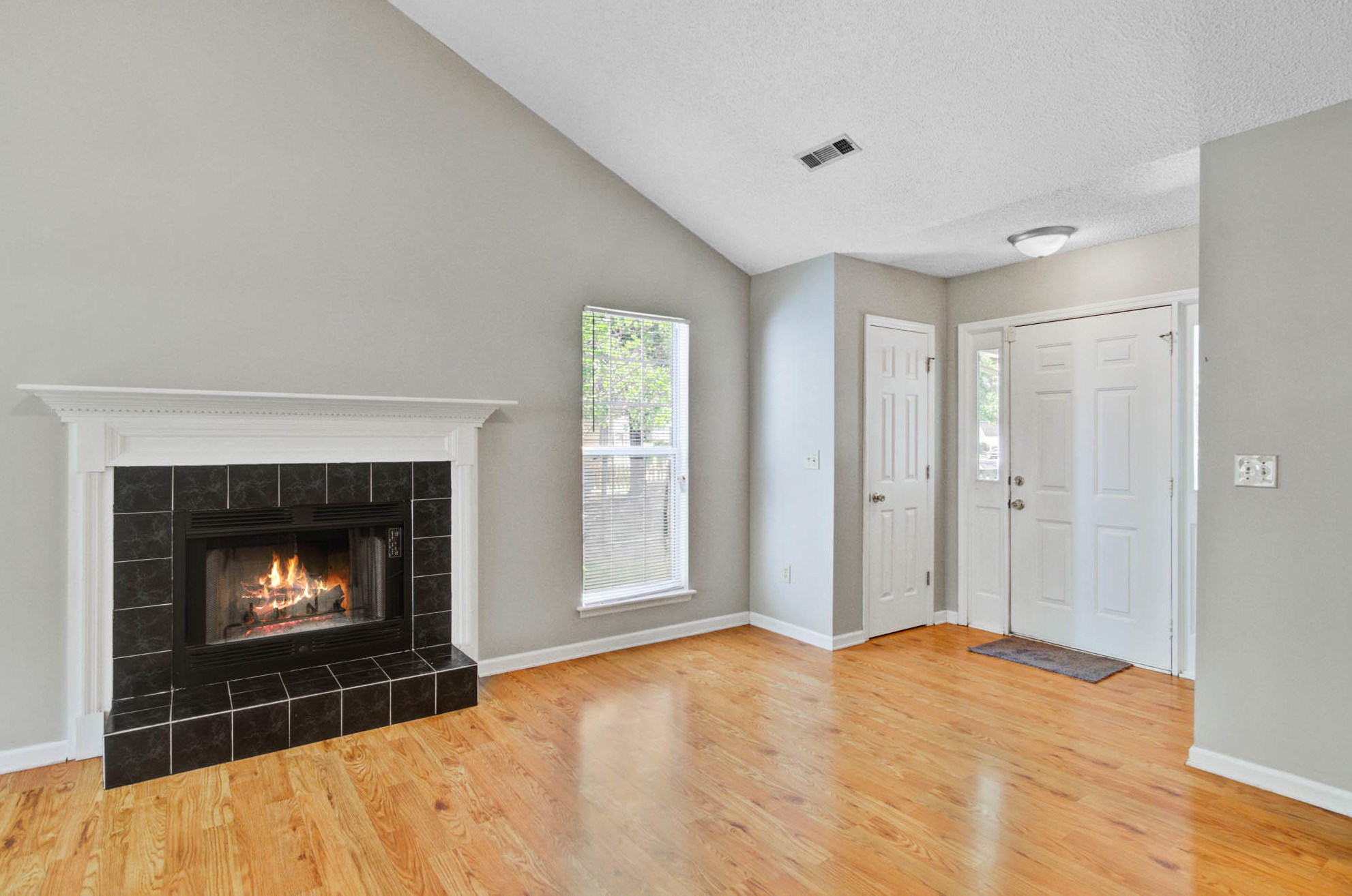 498 Cessna Ave, Charleston, SC 29407