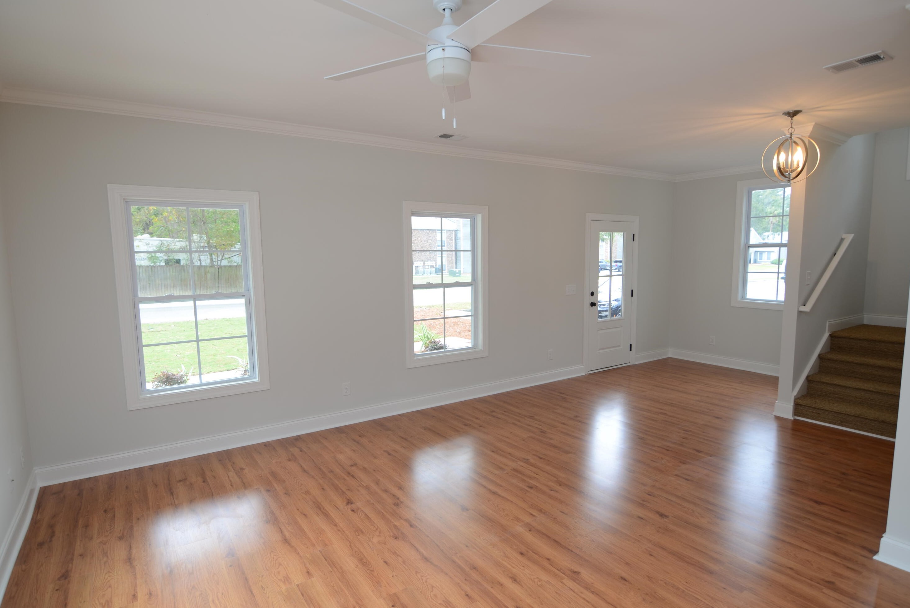 8706 Jenny Lind St, Charleston, SC 29406-9080