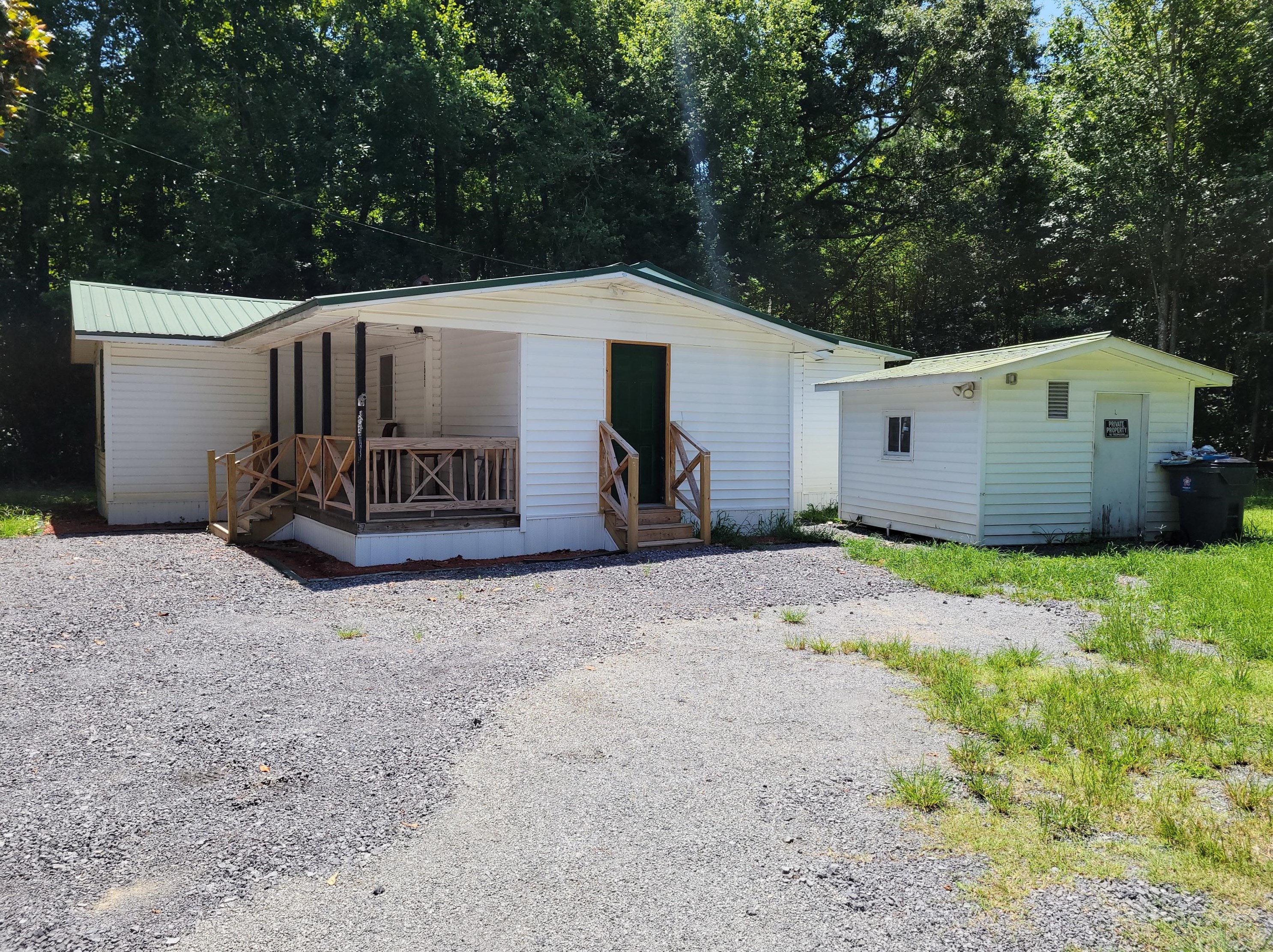 1021 Russell Store Rd, Alvin SC  29479-3052 exterior