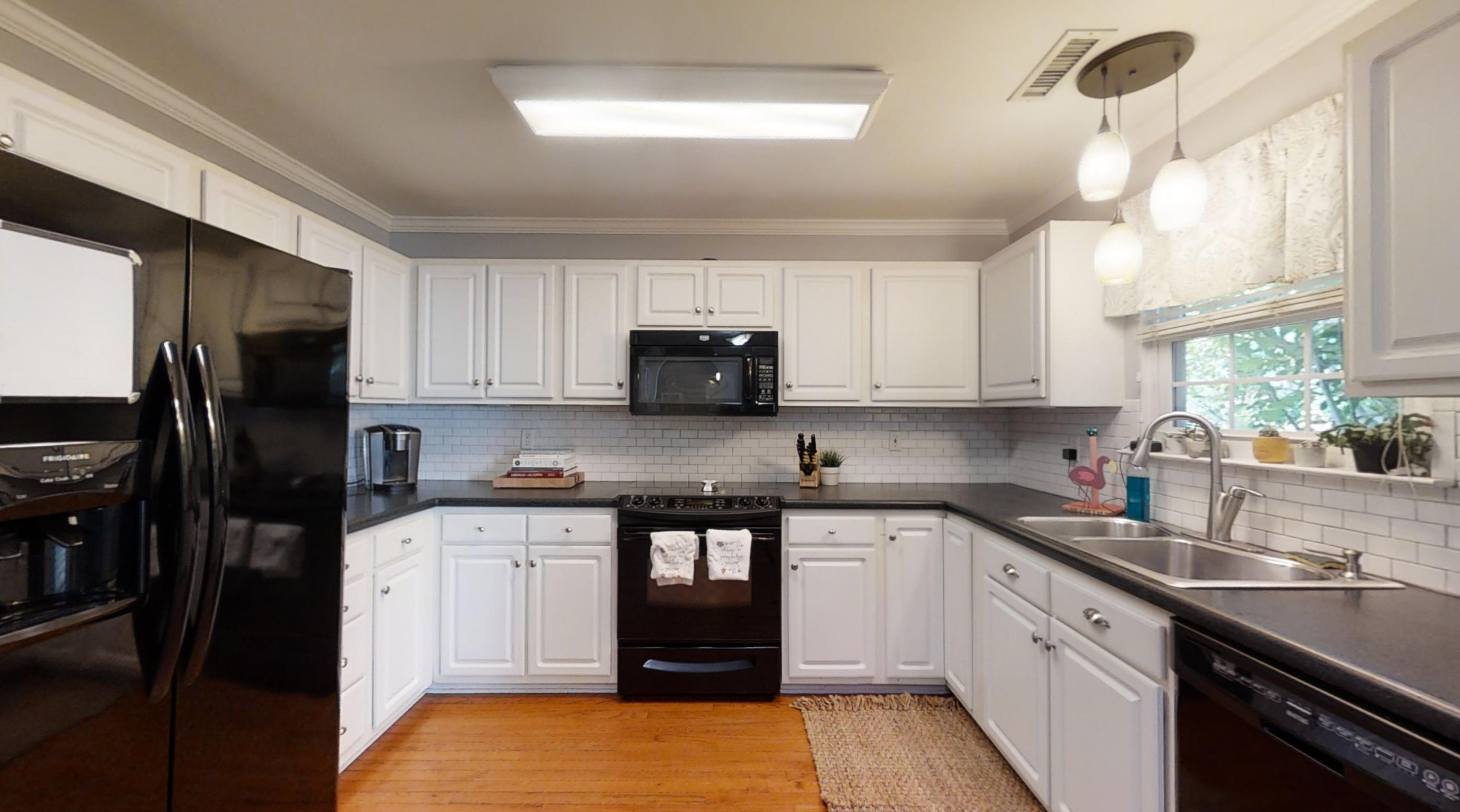 1608 Angelfish Ct, Charleston, SC 29412-9667