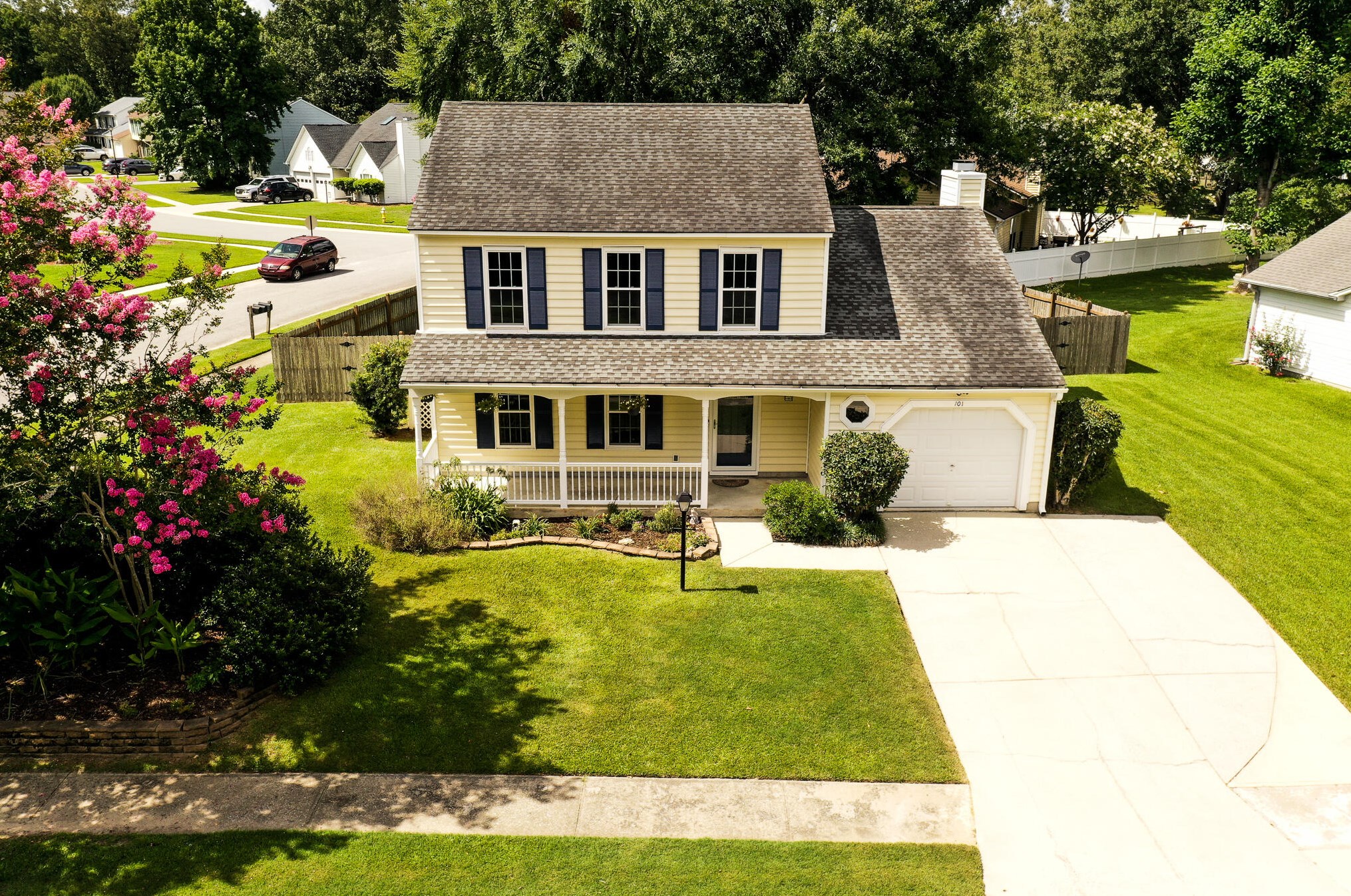 101 Margate Cir, Charleston, SC 29445-5482