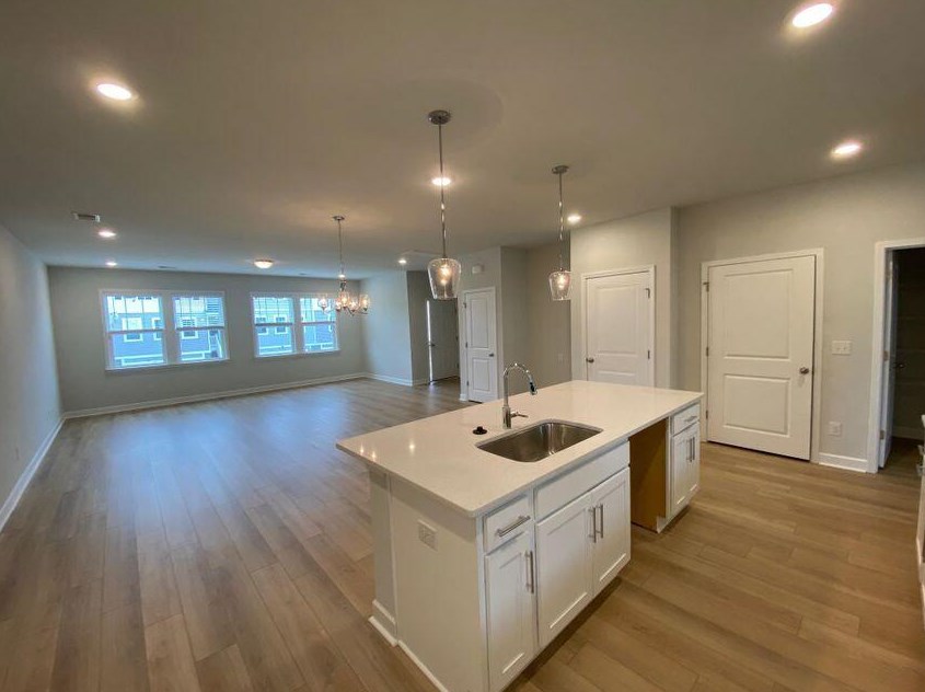 107 Winding River Dr, Johns Island, SC 29455