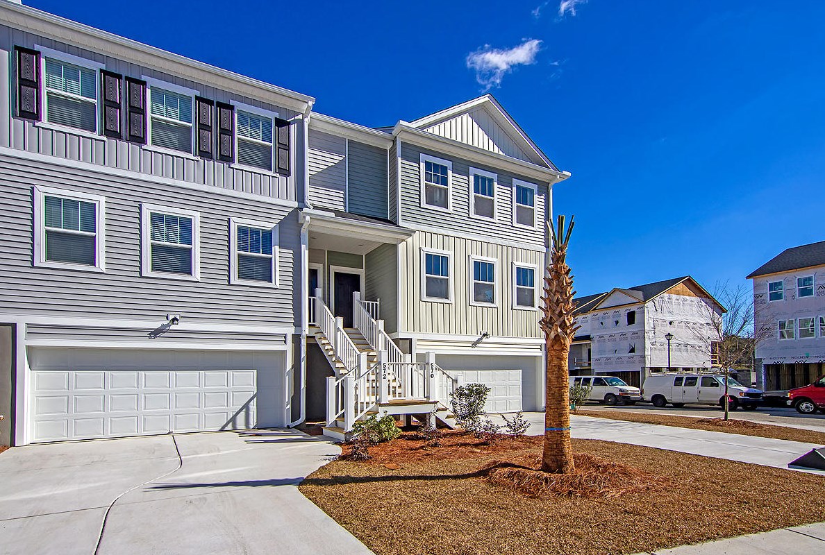 109 Winding River Dr, Johns Island, SC 29455