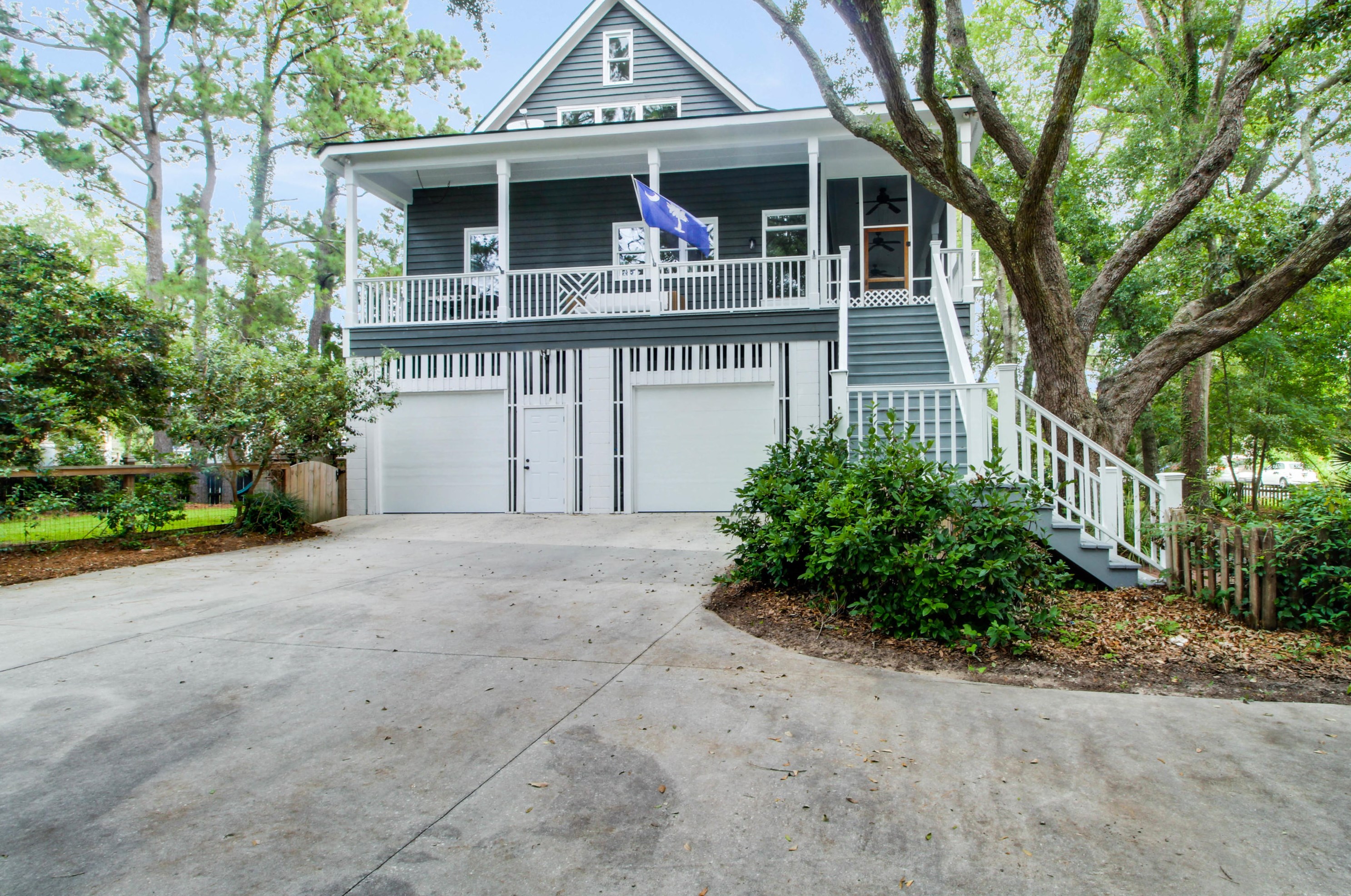 564 Seaward Dr, Charleston, SC 29412-8940