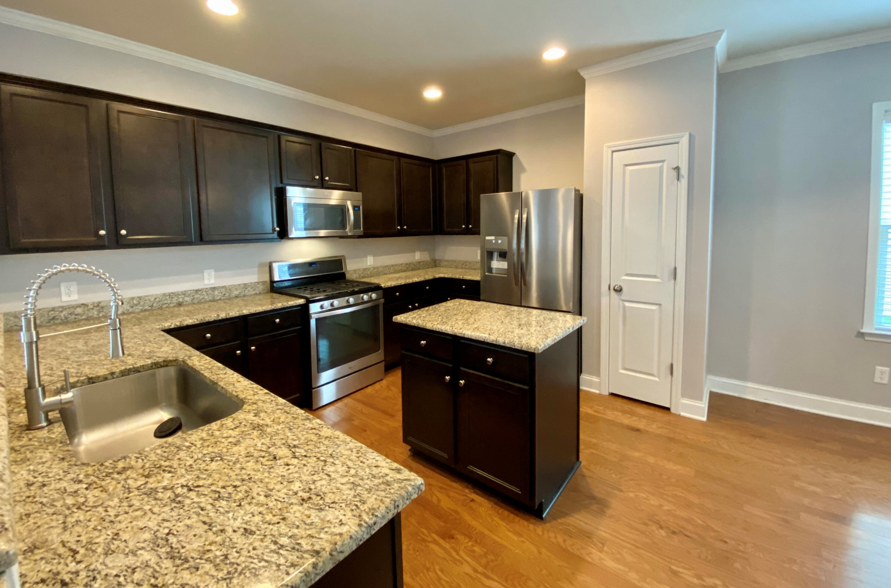 112 Brookhaven Rd, Summerville SC  29483-5437 exterior