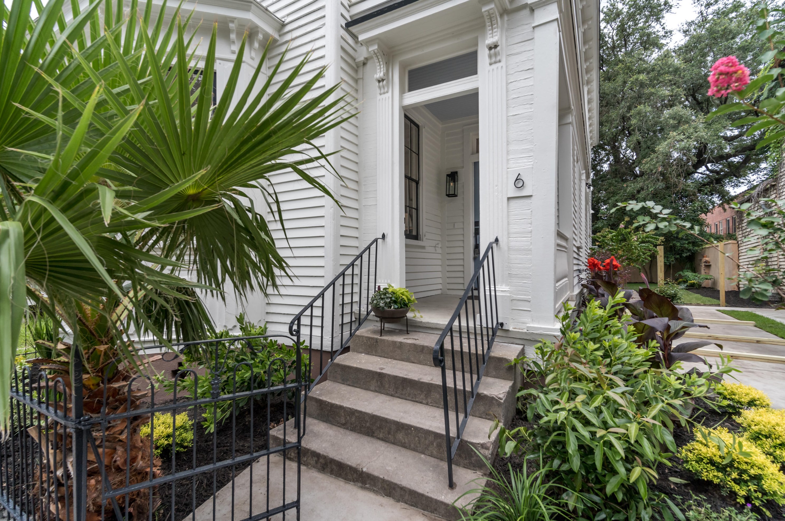 6 Percy St, Charleston, SC 29403-5312