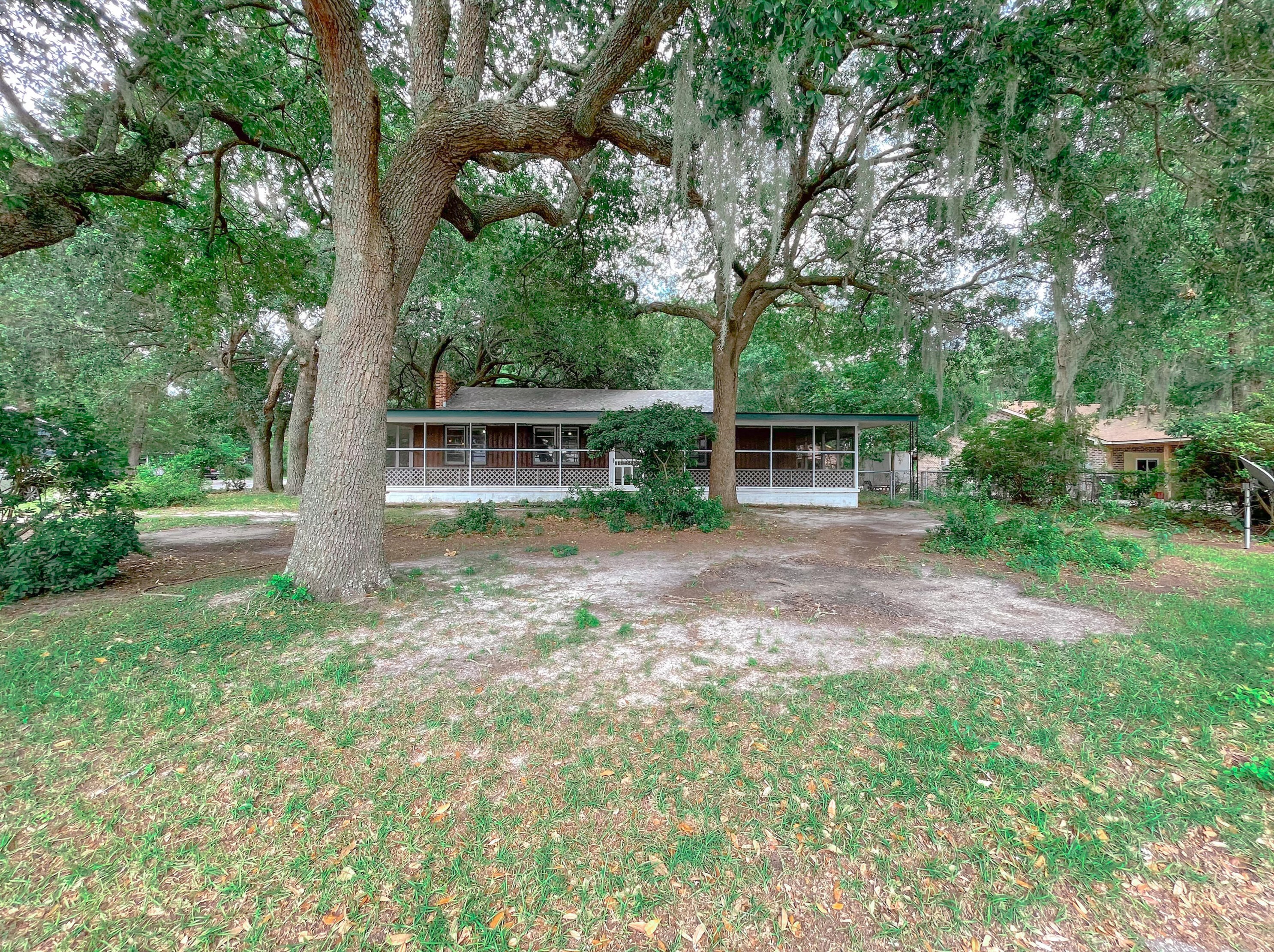 601 Hildebrand Dr, Bonneau, SC 29431