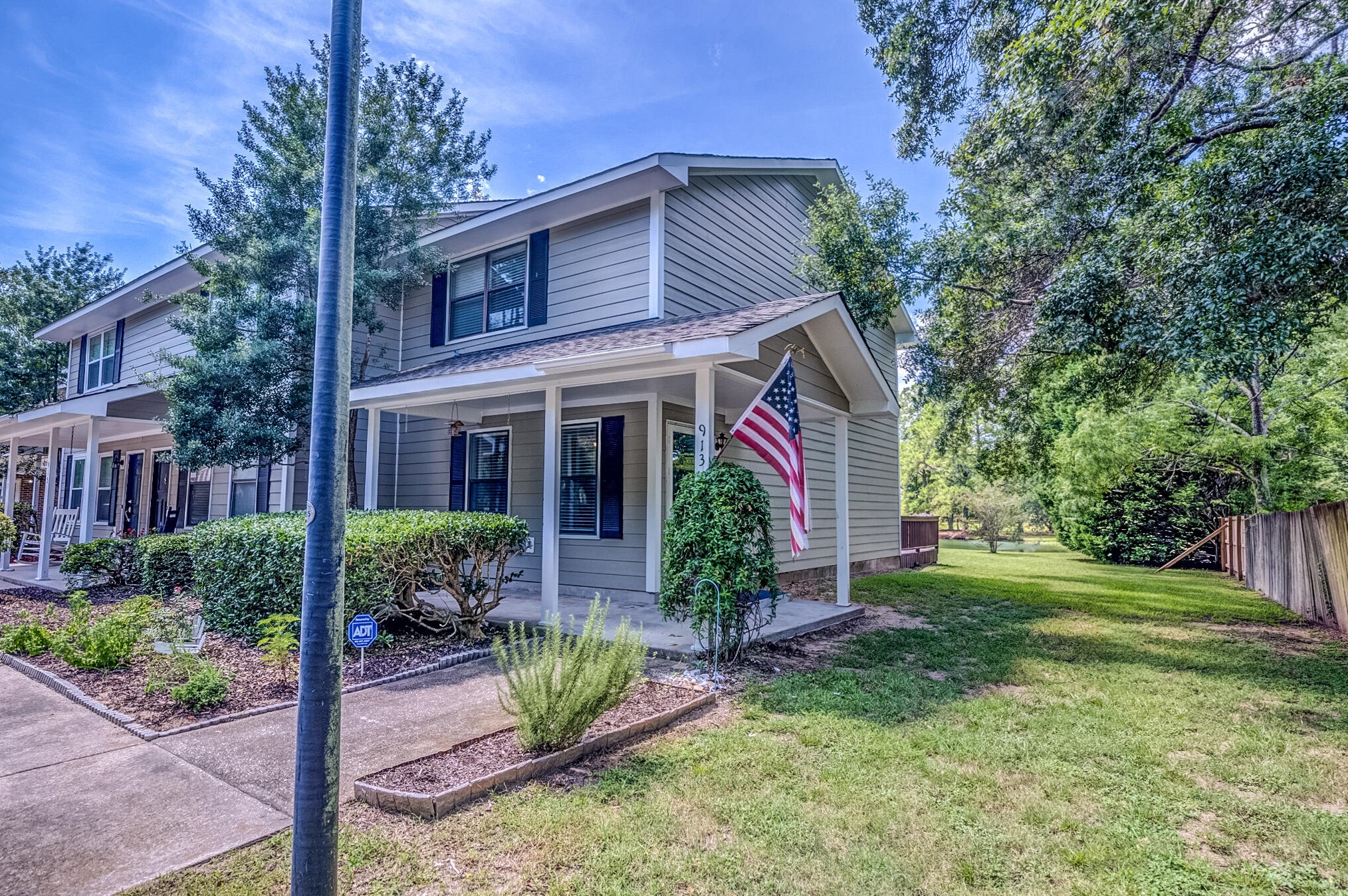913 Dills Bluff Rd, Charleston, SC 29412