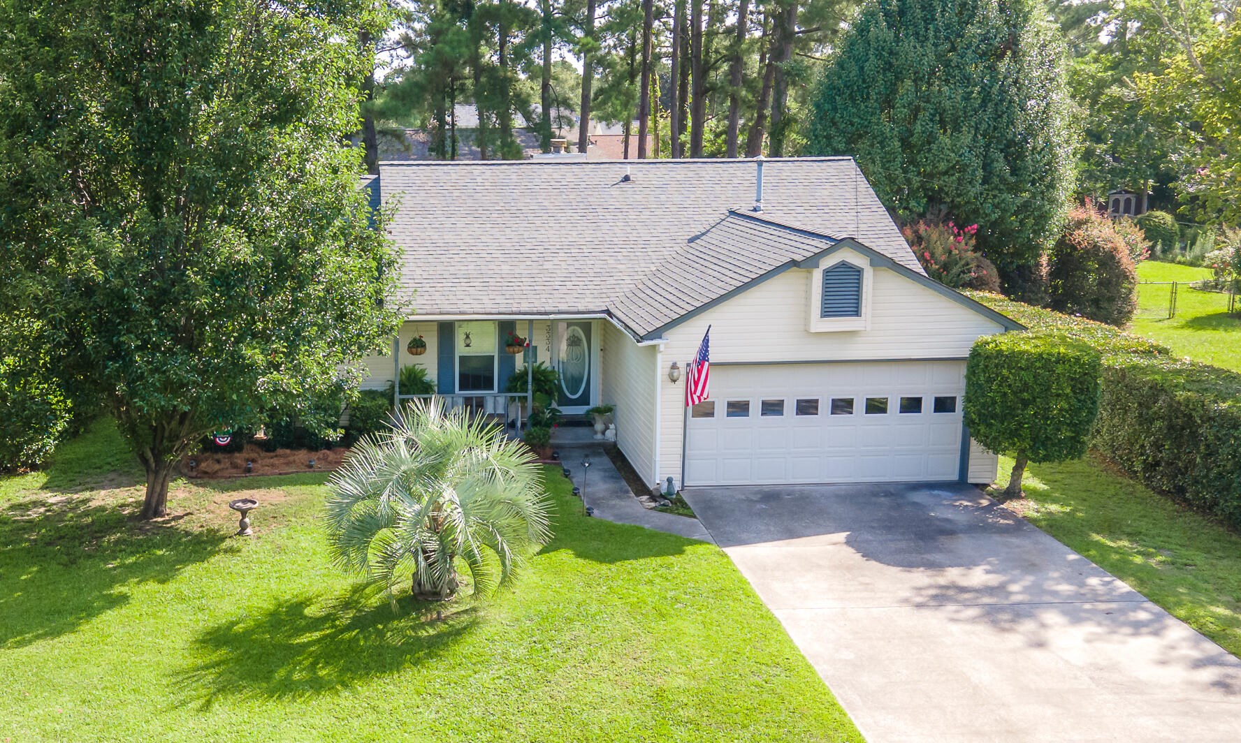3334 Pinewood Dr, Ladson, SC 29456