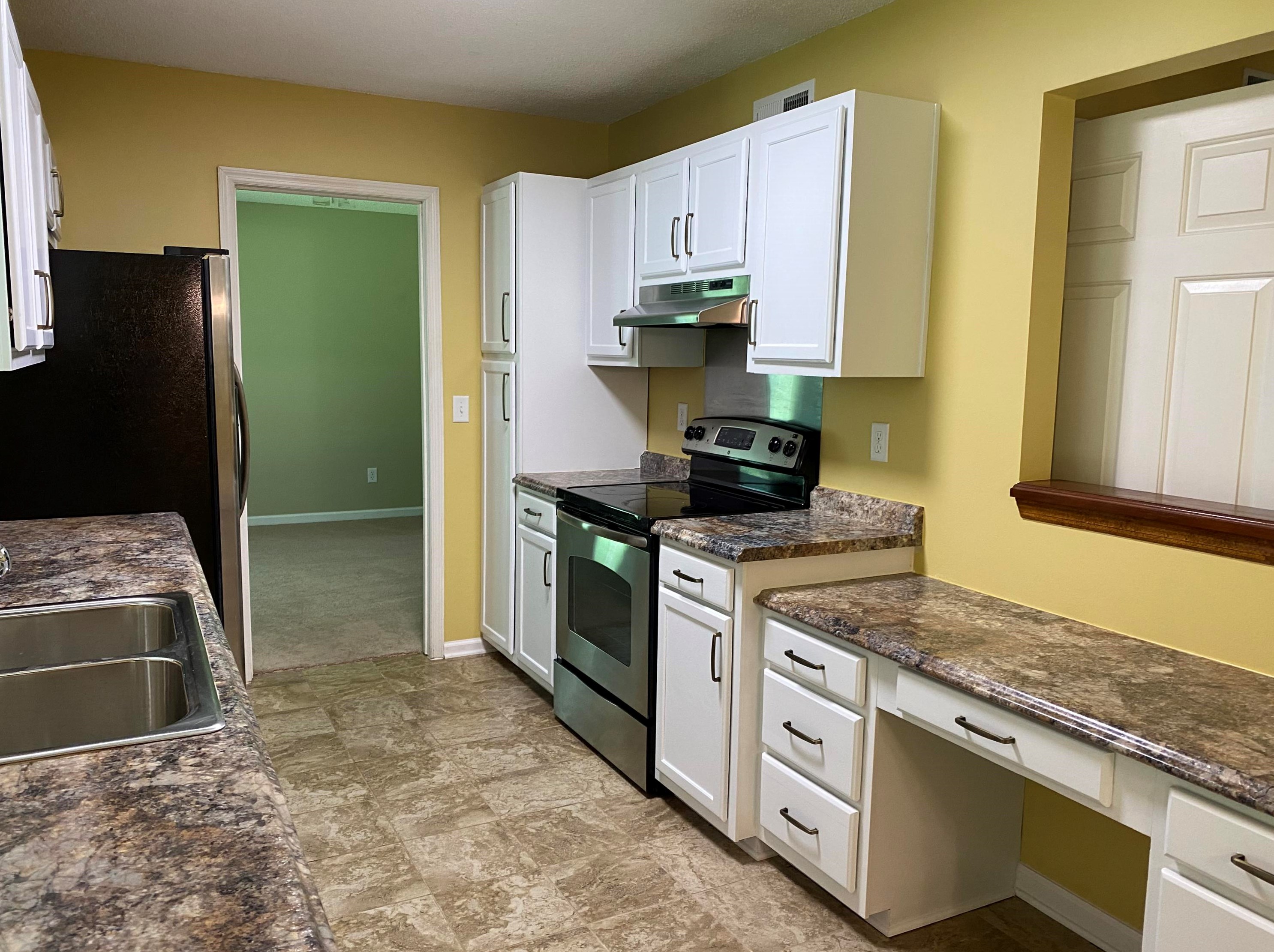 156 Commons Way, Charleston SC  29445-5405 exterior