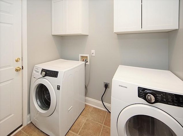 305 Albrighton Way, Moncks Corner SC  29461-8859 exterior