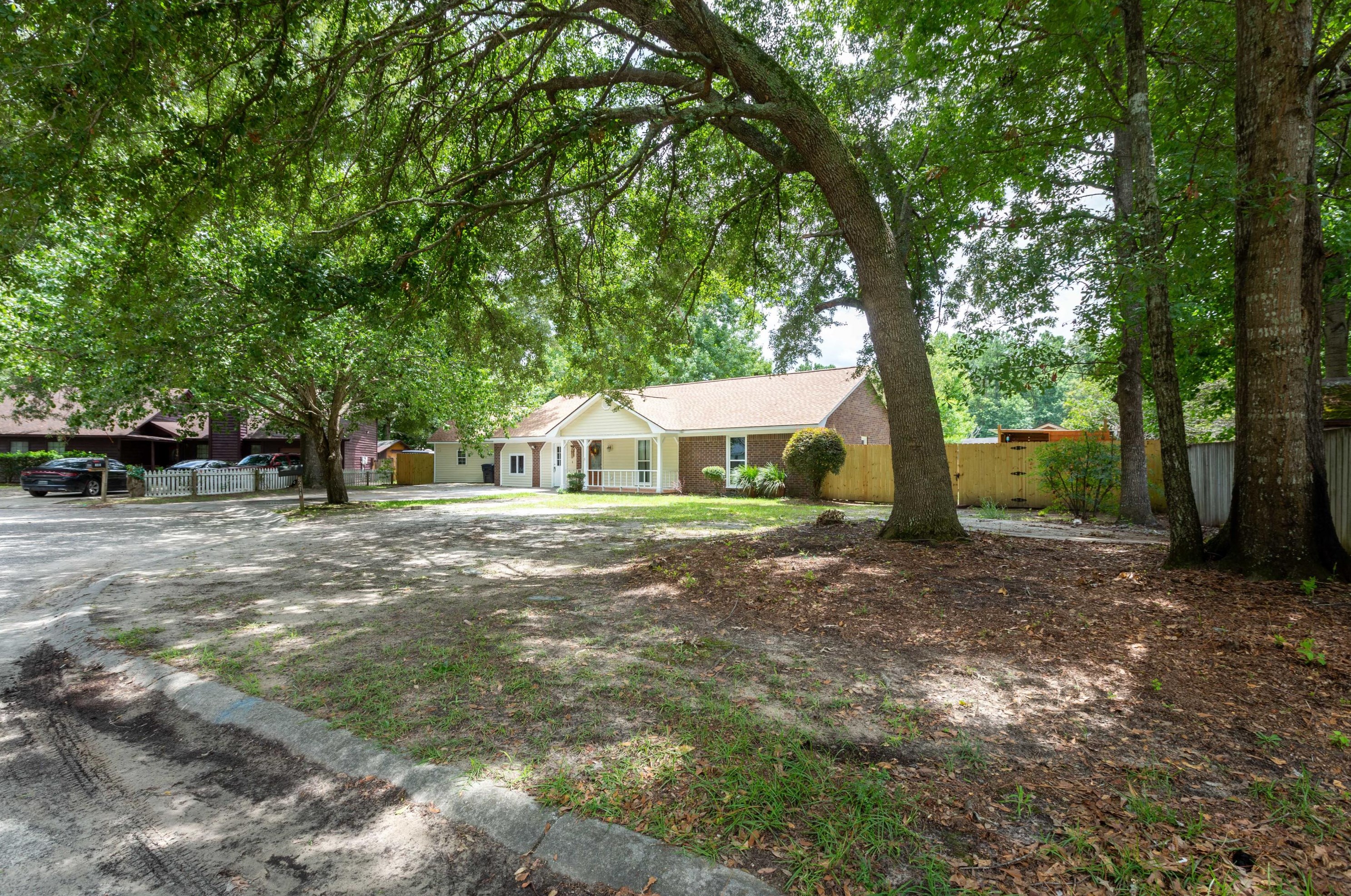 8214 Split Oak, Charleston, SC 29420-8569