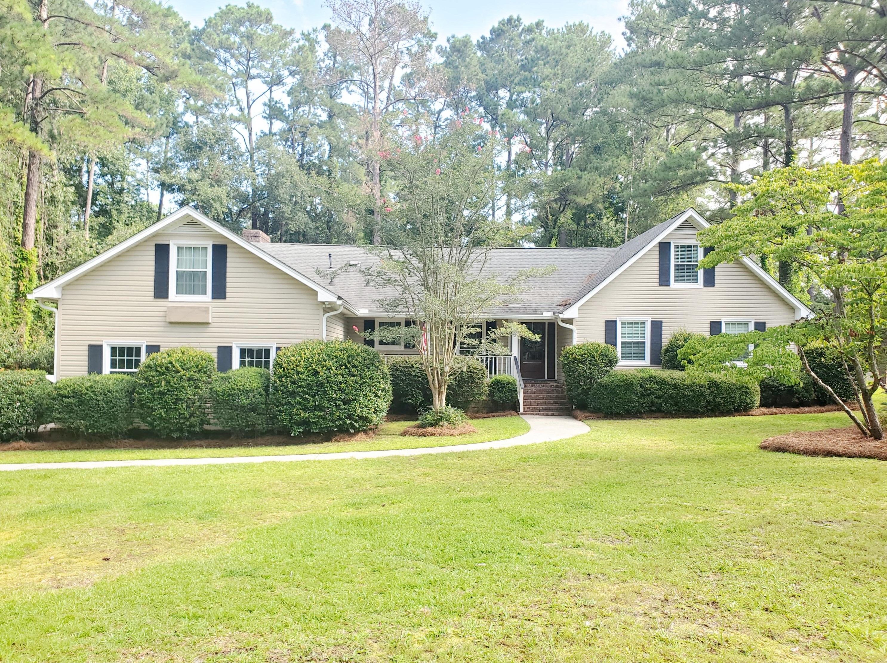 103 Fairway Dr, Summerville, SC 29483-3514