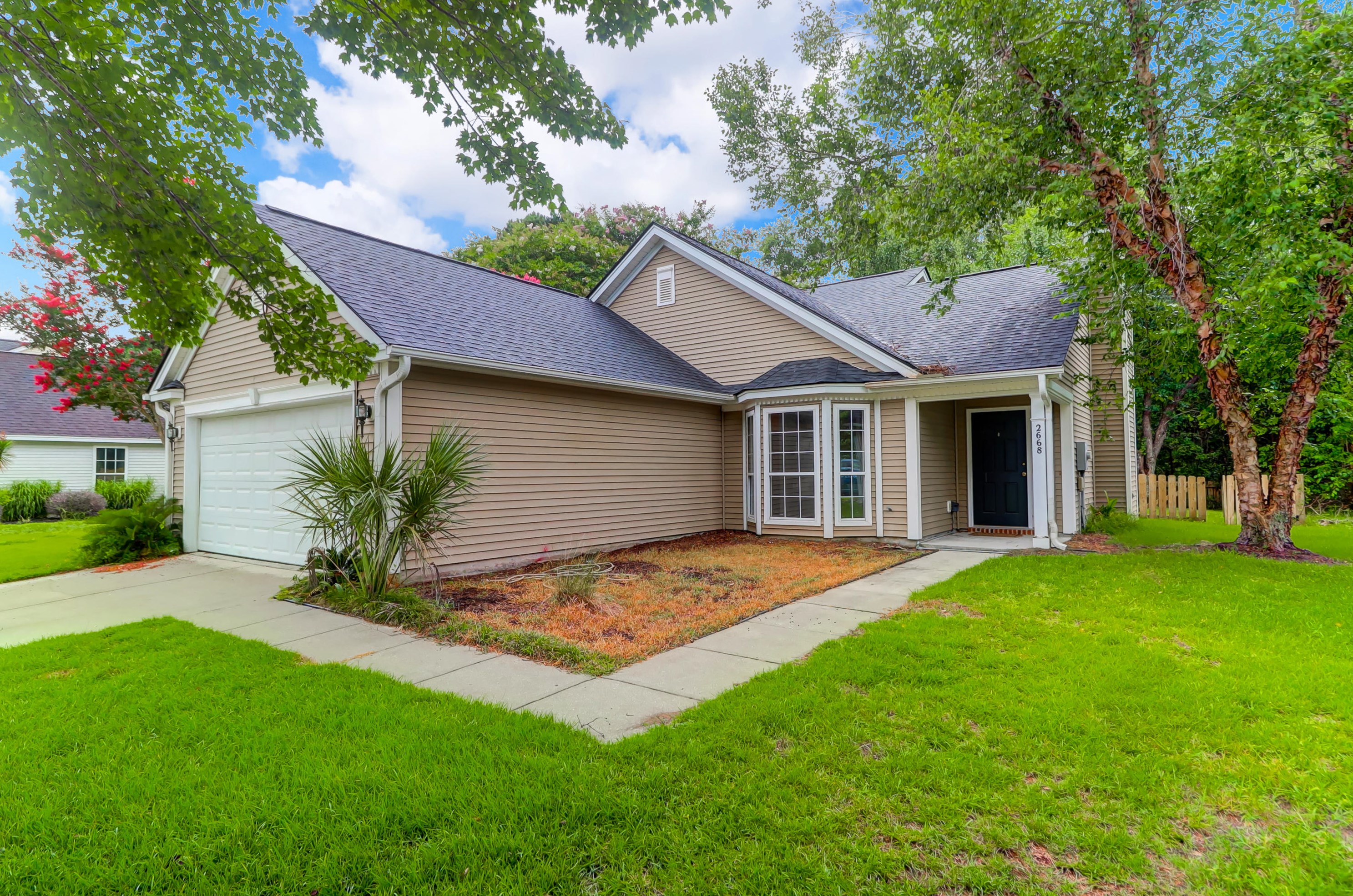 2668 Palmetto Hall Blvd, Mount Pleasant, SC 29466