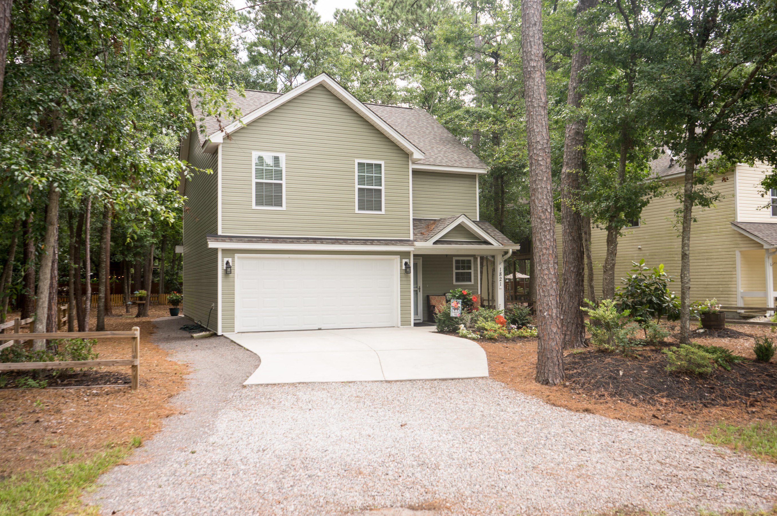 1821 Zelasko Dr, Johns Island, SC 29455