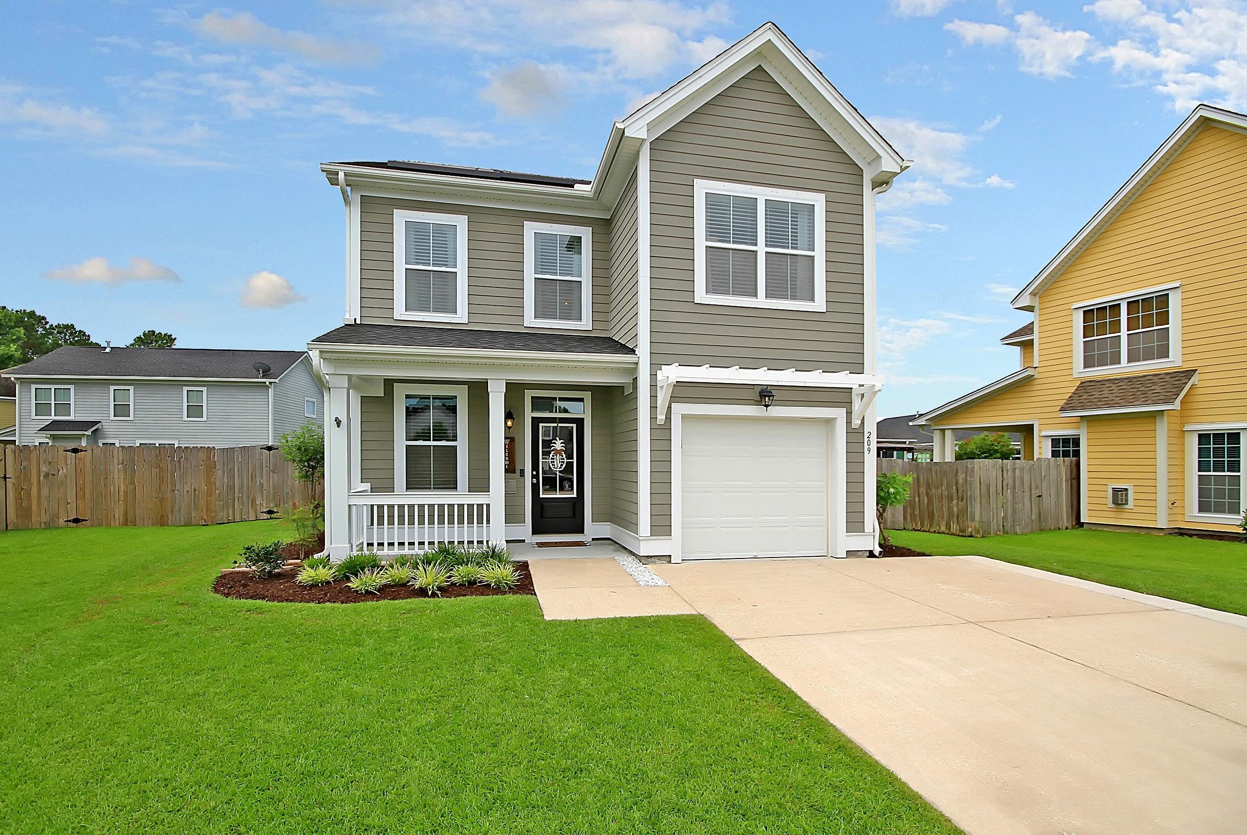 209 Rice Mill Pl, Charleston, SC 29492-8525