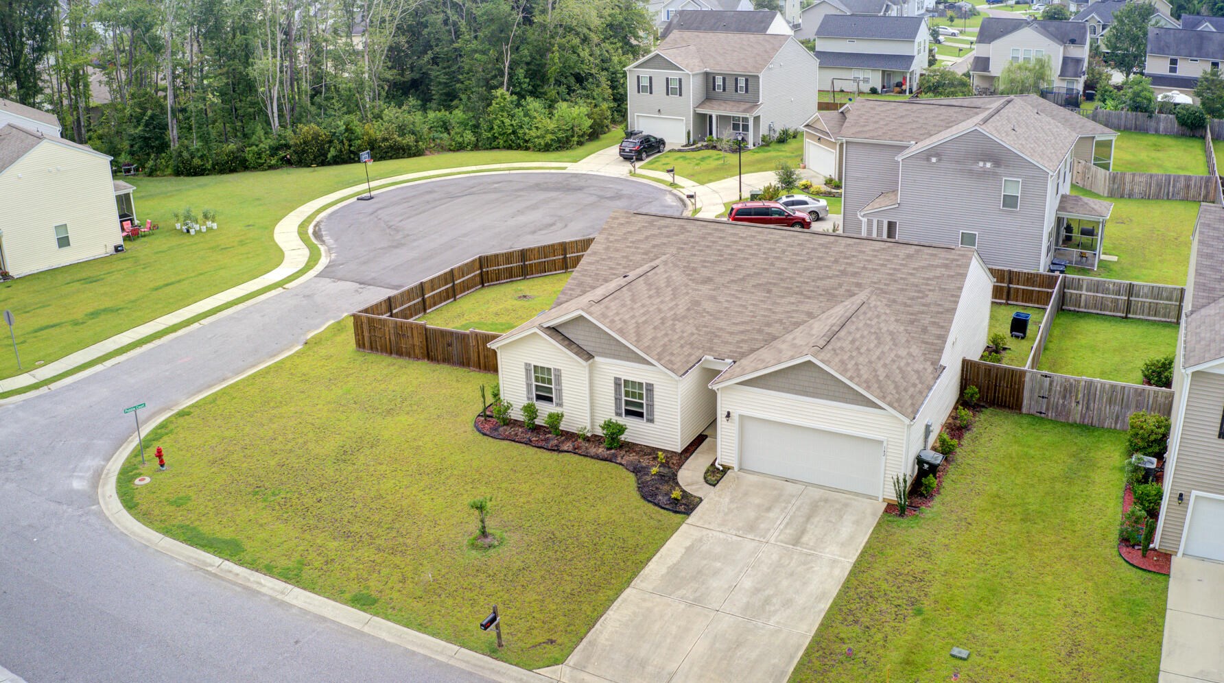 142 Stoney Creek Way, Moncks Corner, SC 29461-7385