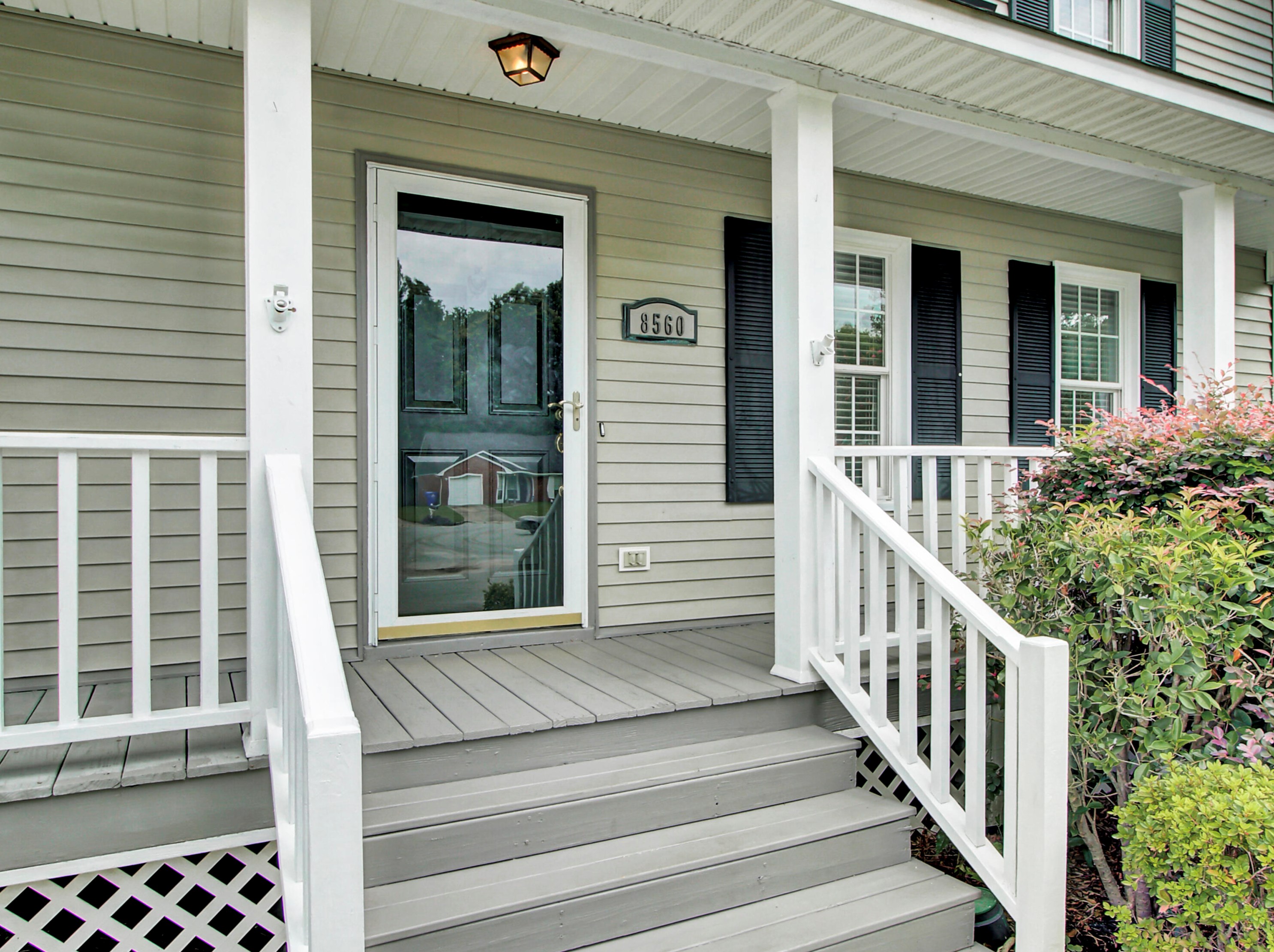 8560 Bentwood Dr, Charleston SC  29406-9779 exterior