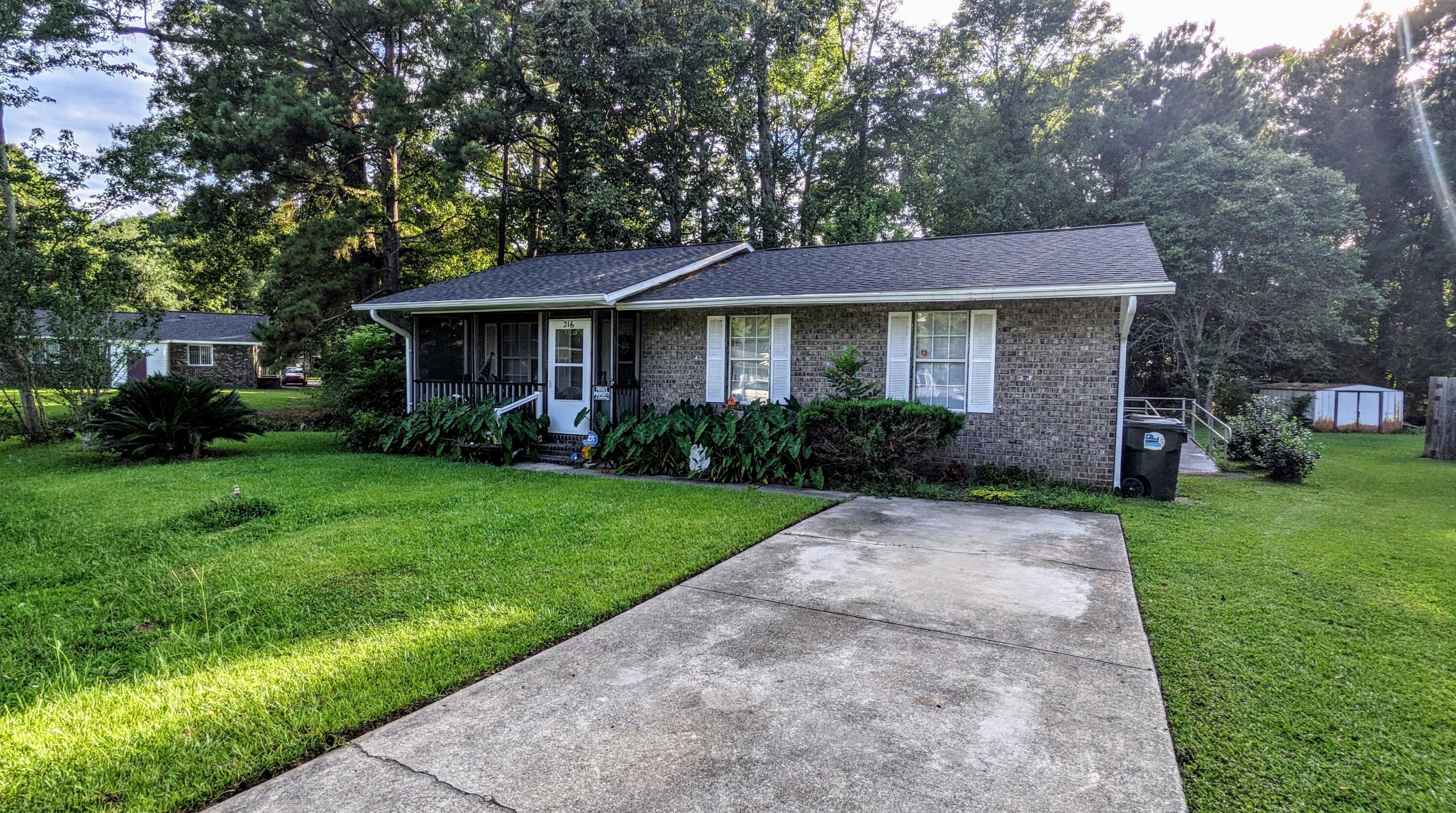 216 Azalea Ct, Moncks Corner, SC 29461-3544