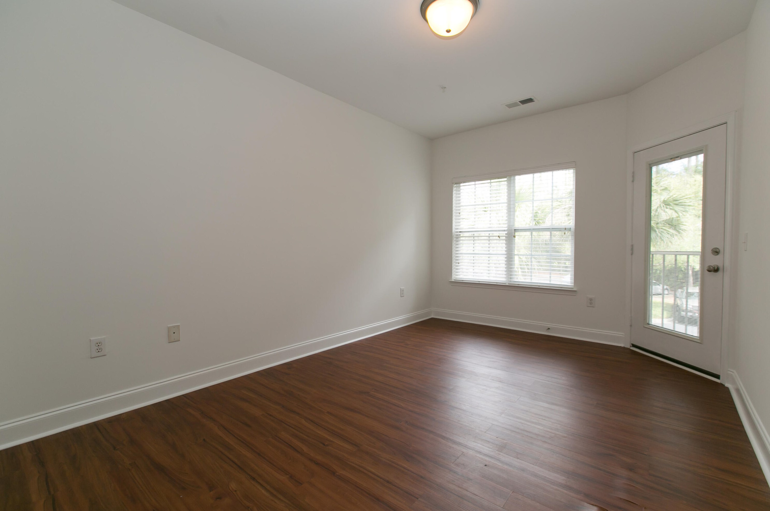 1909 Basildon Rd, Mount Pleasant, SC 29466