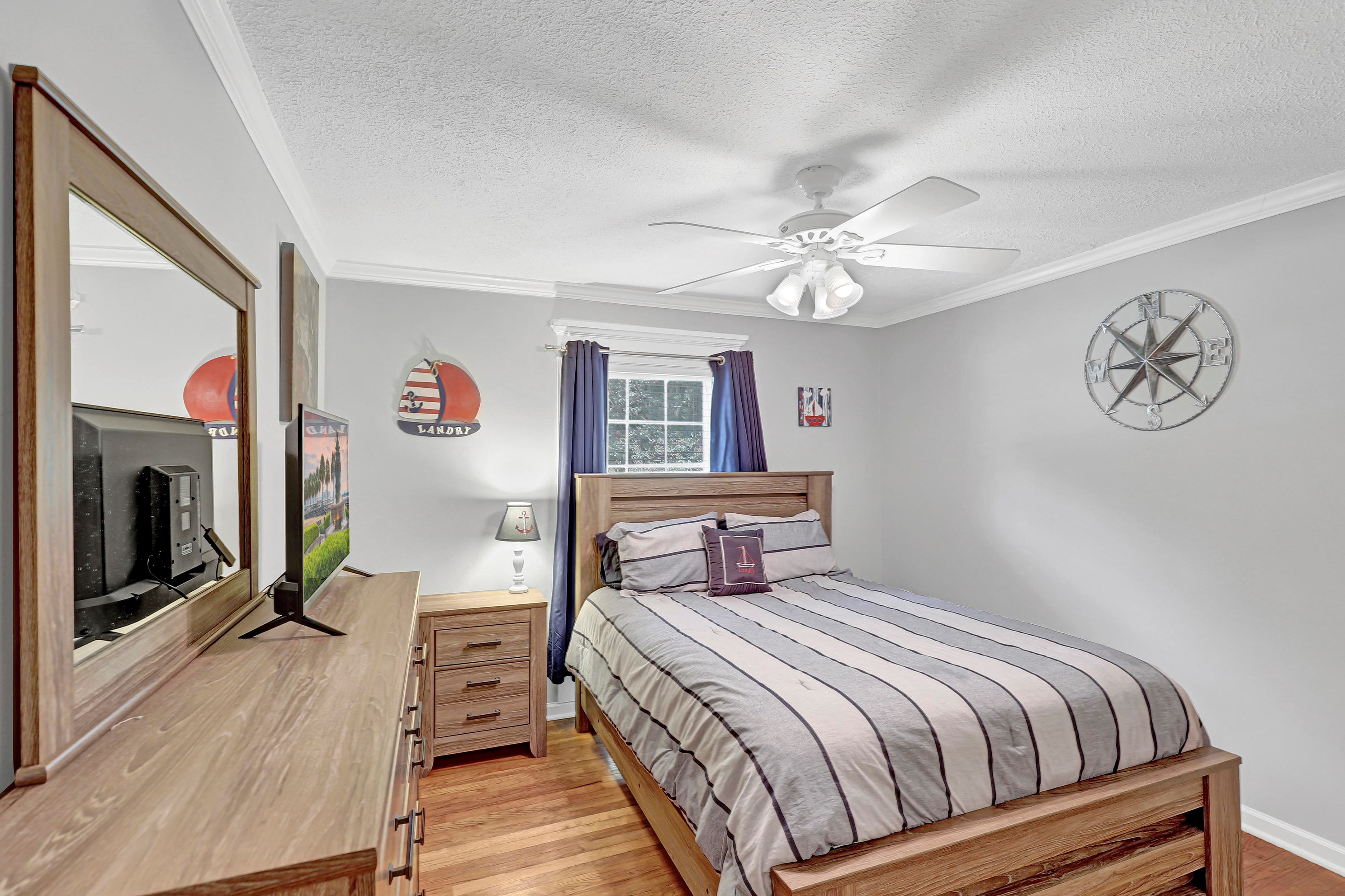 649 Harbor View Rd, Charleston SC  29412-5002 exterior