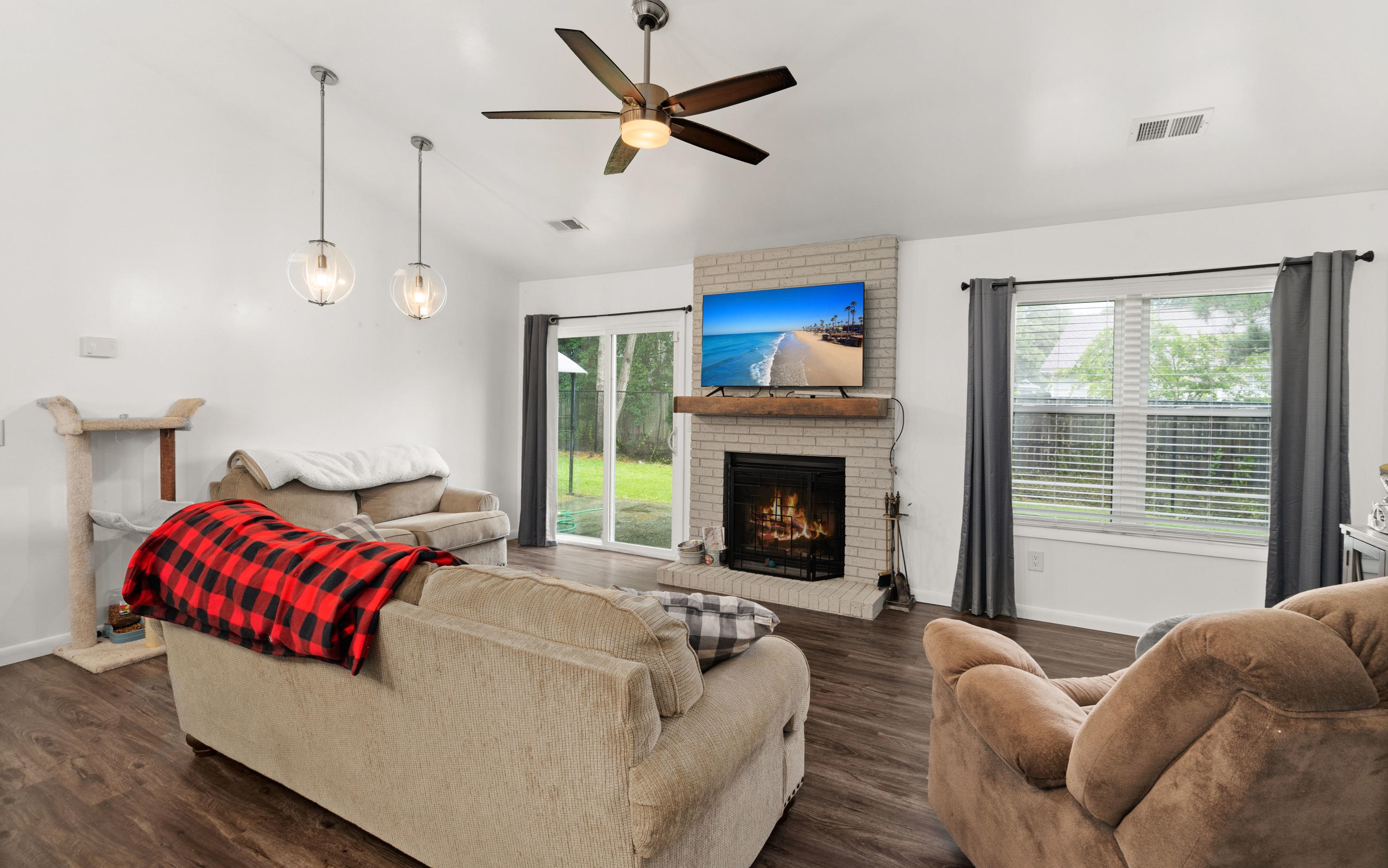 234 Persimmon Cir, Charleston SC  29445-5739 exterior