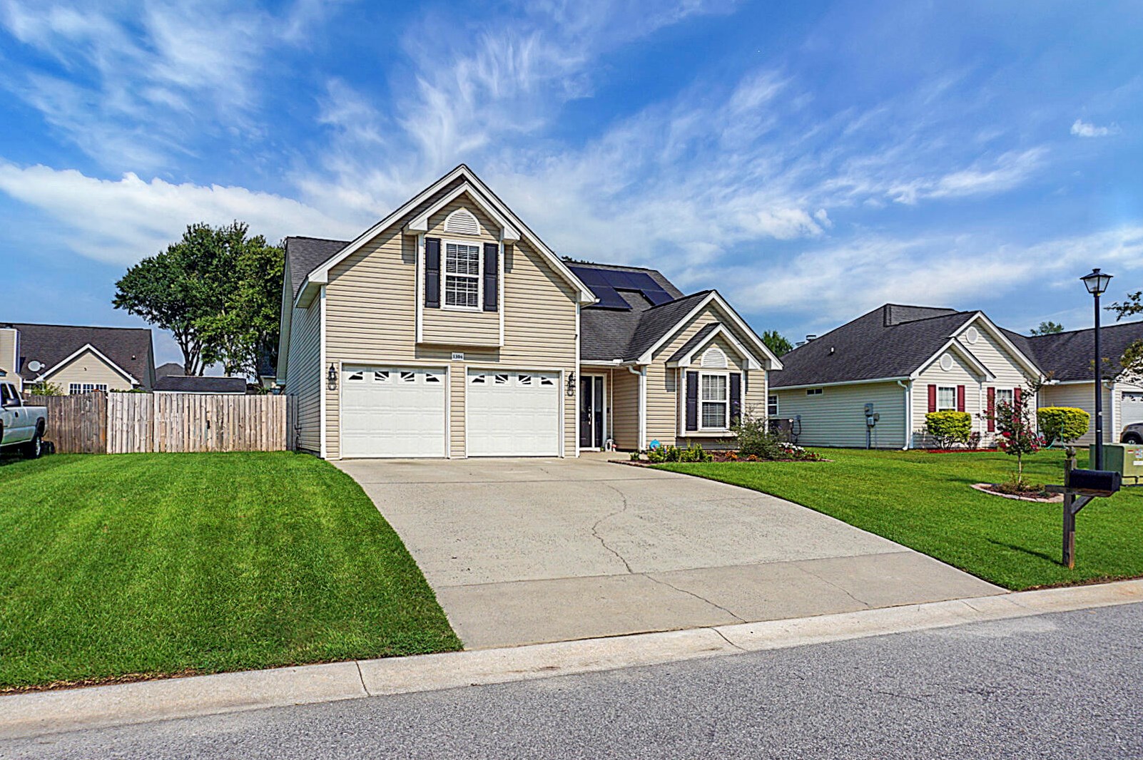 1304 Belle Grove Cir, Charleston SC  29410-8570 exterior